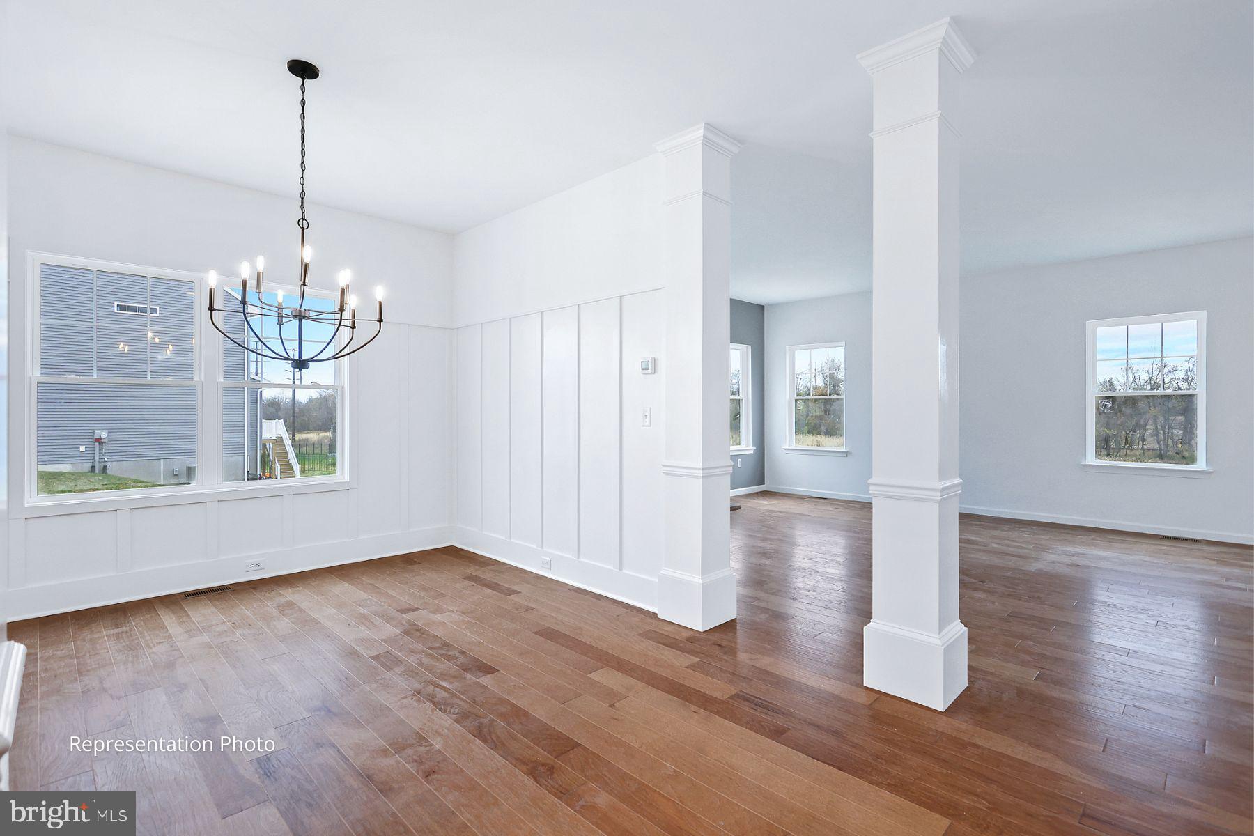 STRATHFORD MEADOWS - Residential