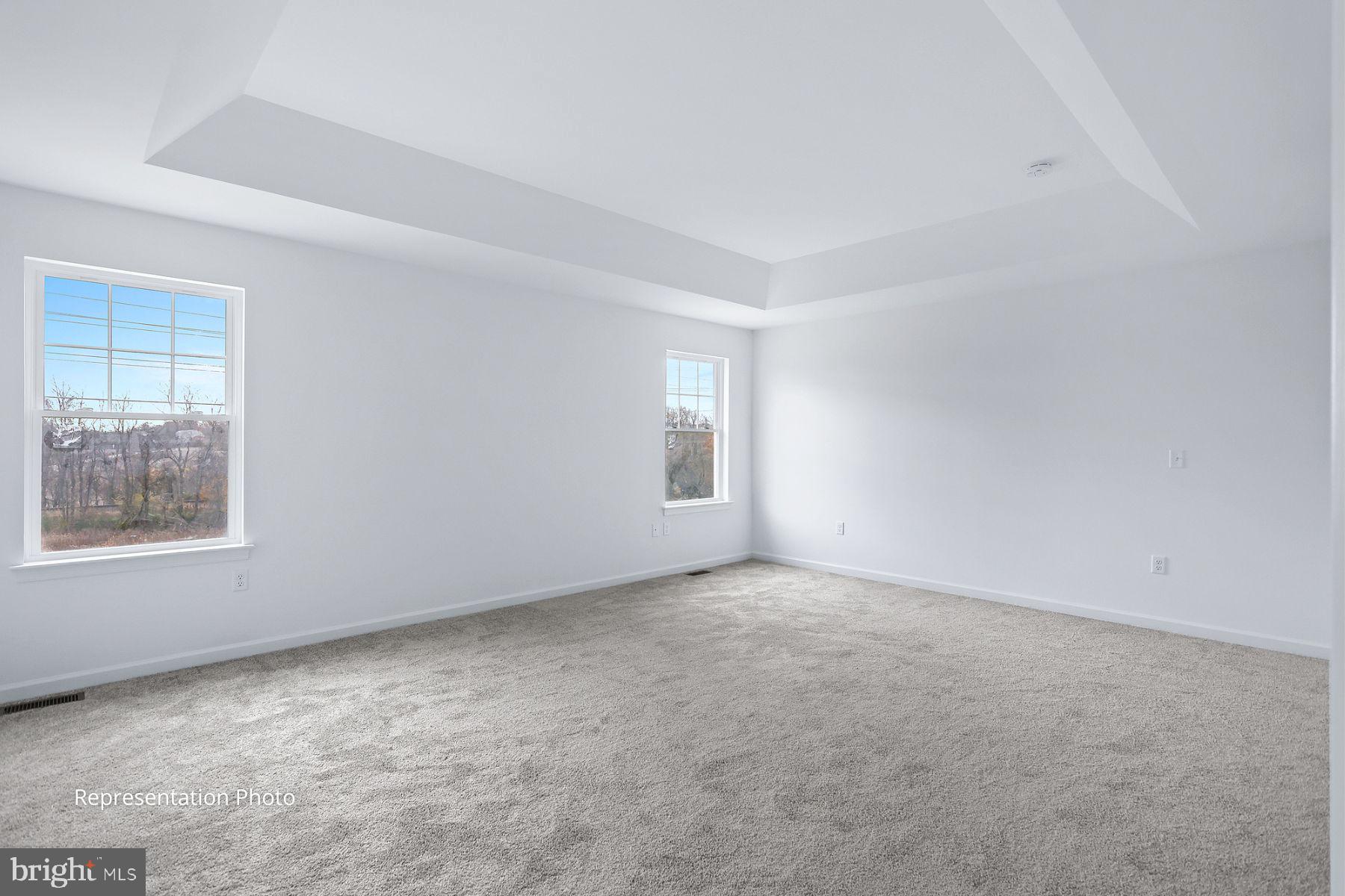 STRATHFORD MEADOWS - Residential