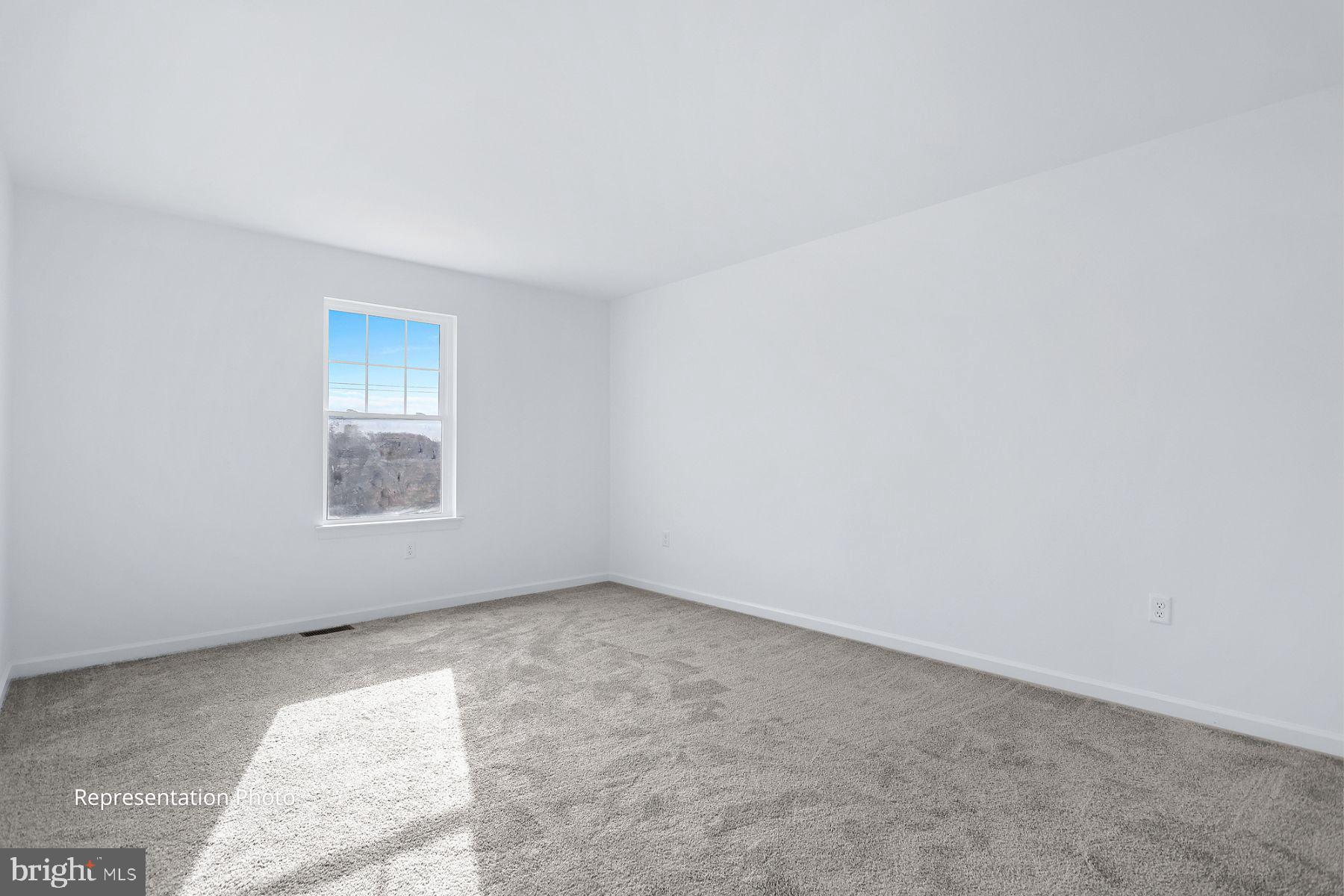 STRATHFORD MEADOWS - Residential