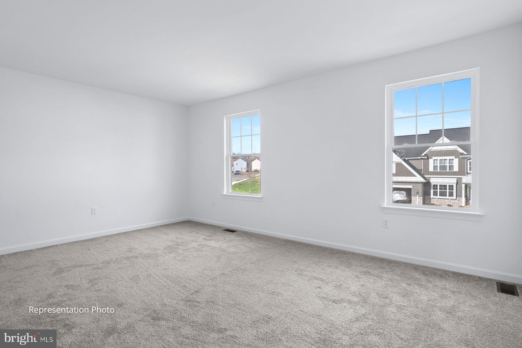STRATHFORD MEADOWS - Residential