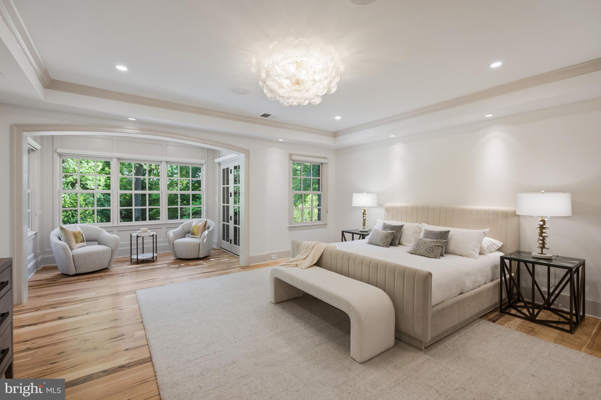 COUNTRY CLUB HILLS - Residential
