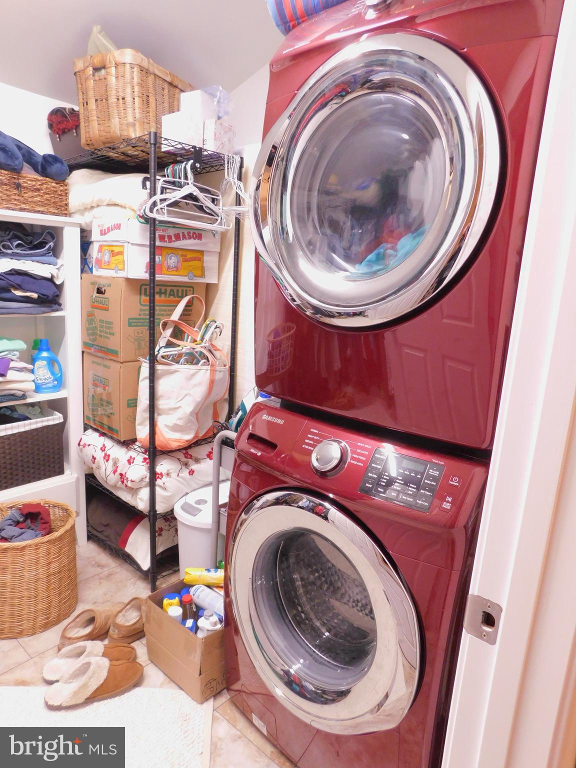 THE WOODS - Residential