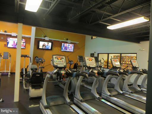 THE WOODS - Residential