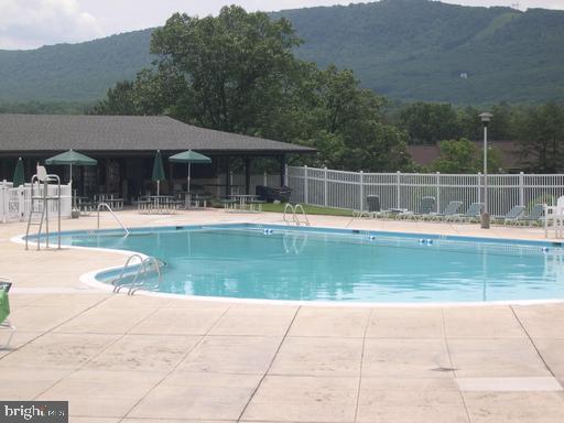 THE WOODS - Residential