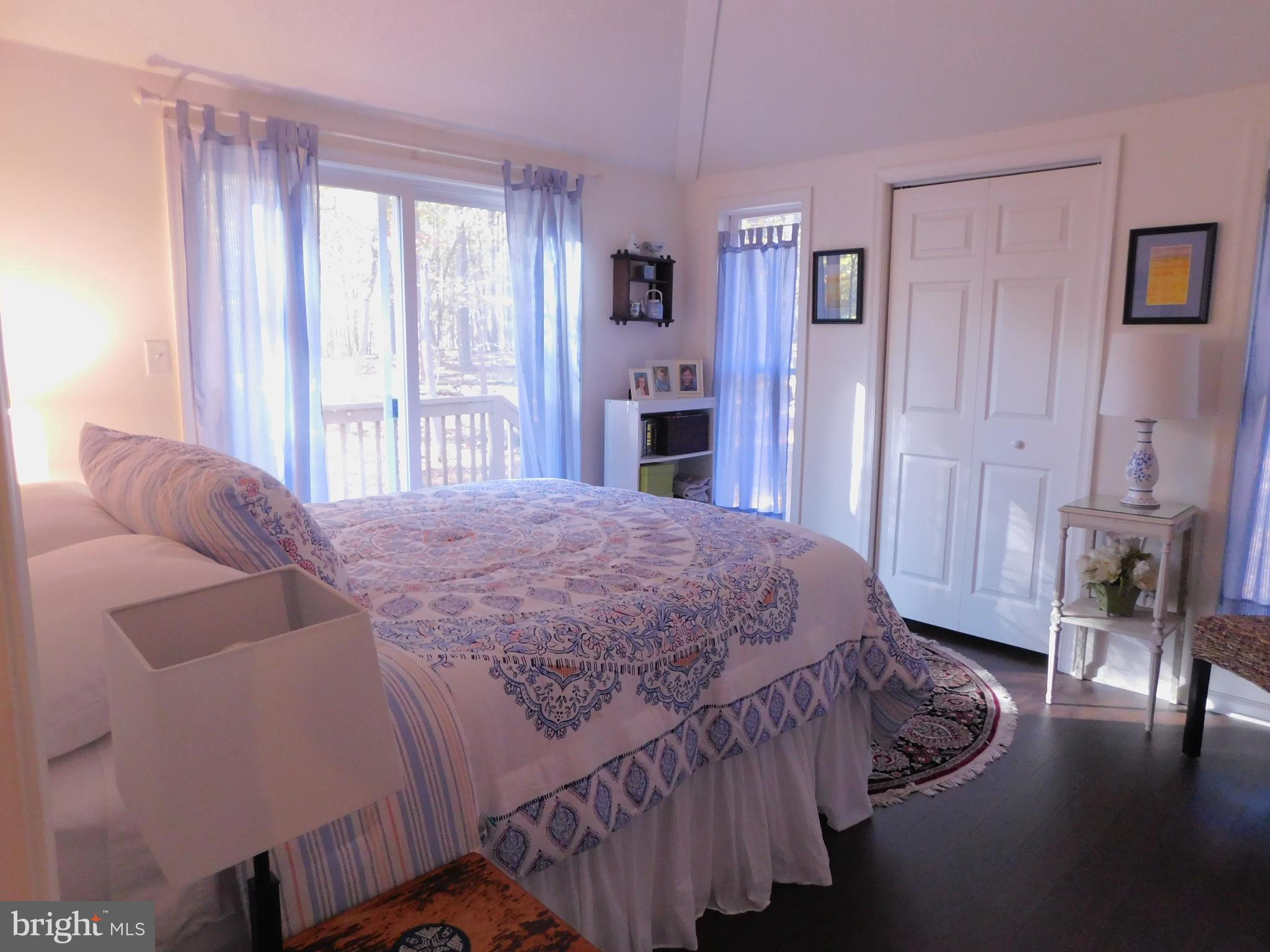 THE WOODS - Residential