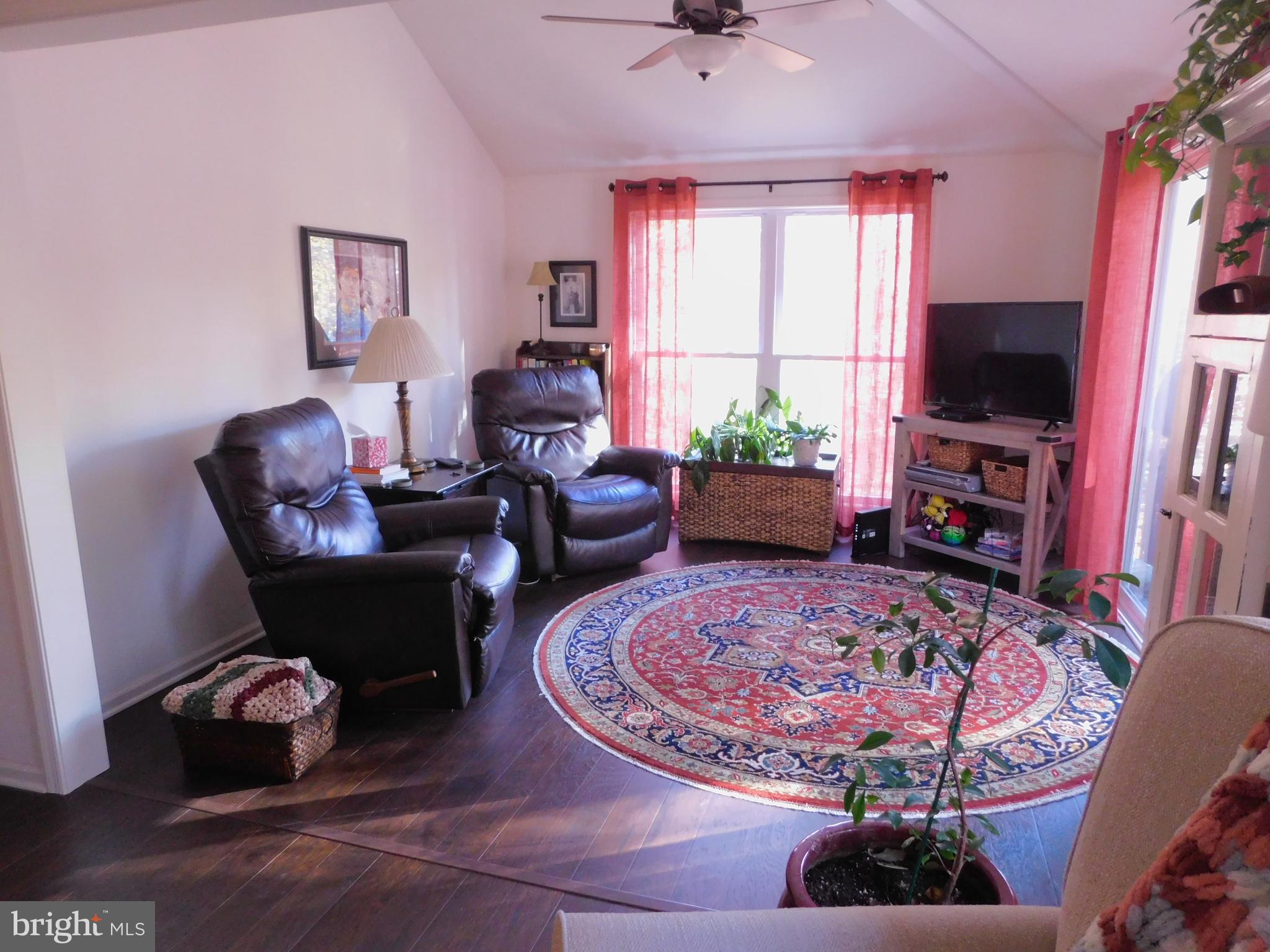 THE WOODS - Residential