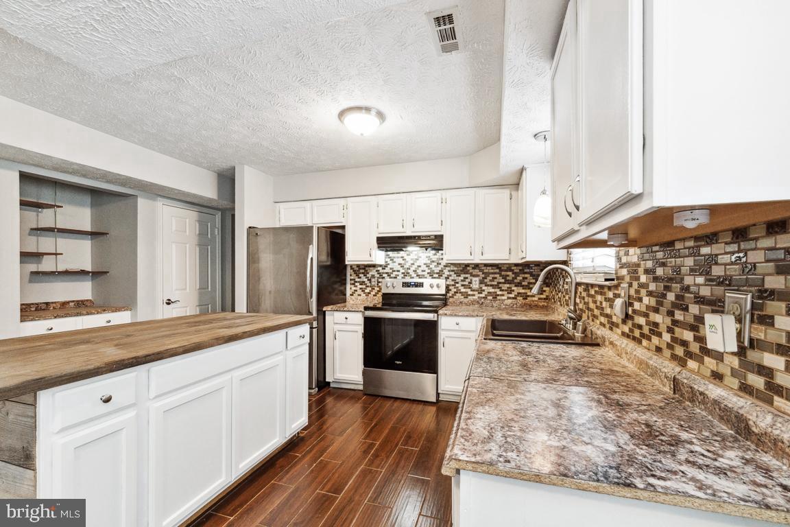 CLINTON VIEW - Residential