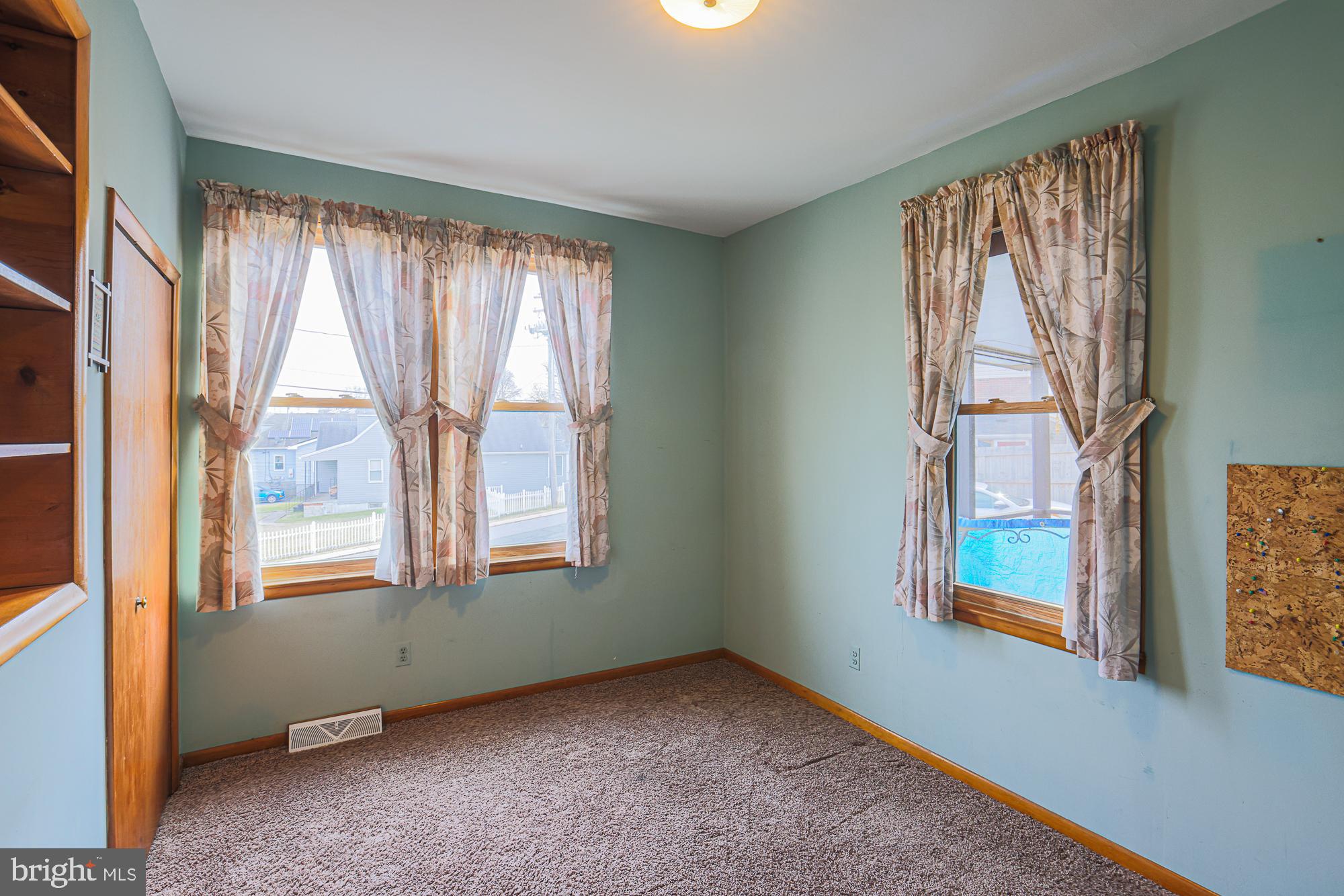 CLIFFWOOD - Residential