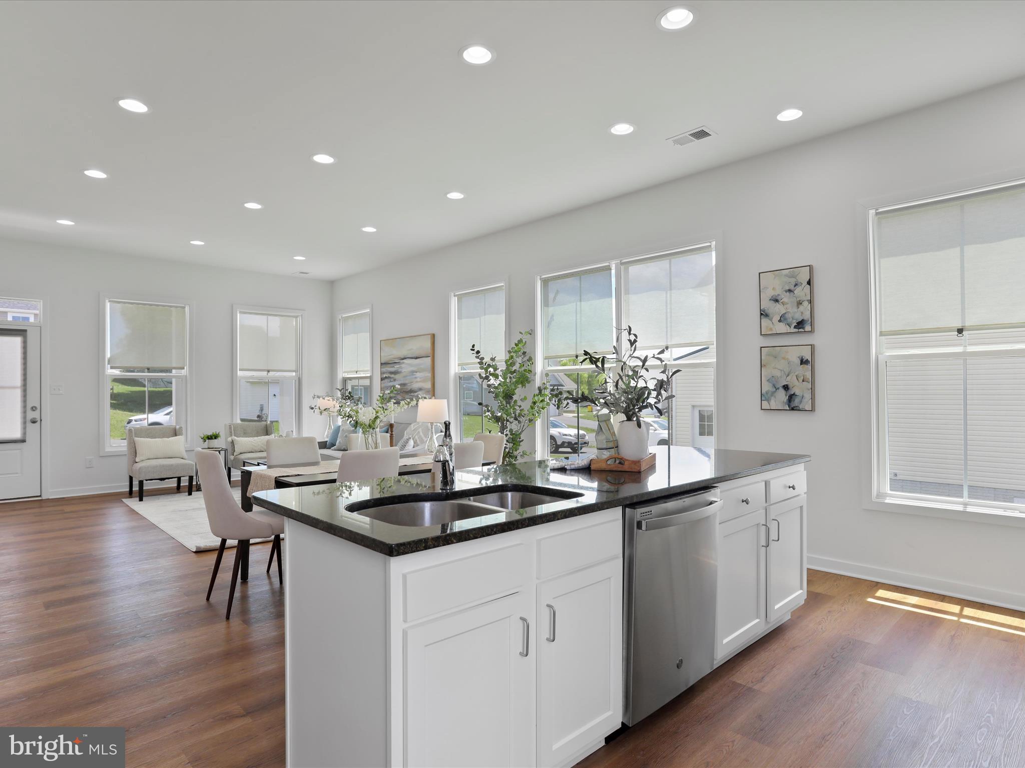 STONEY RIDGE - Residential