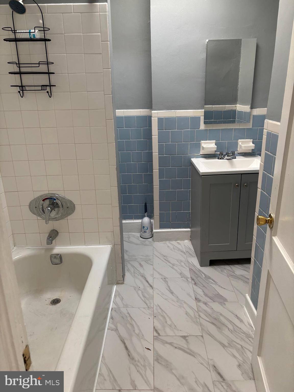 GREENSPRING - Residential Lease