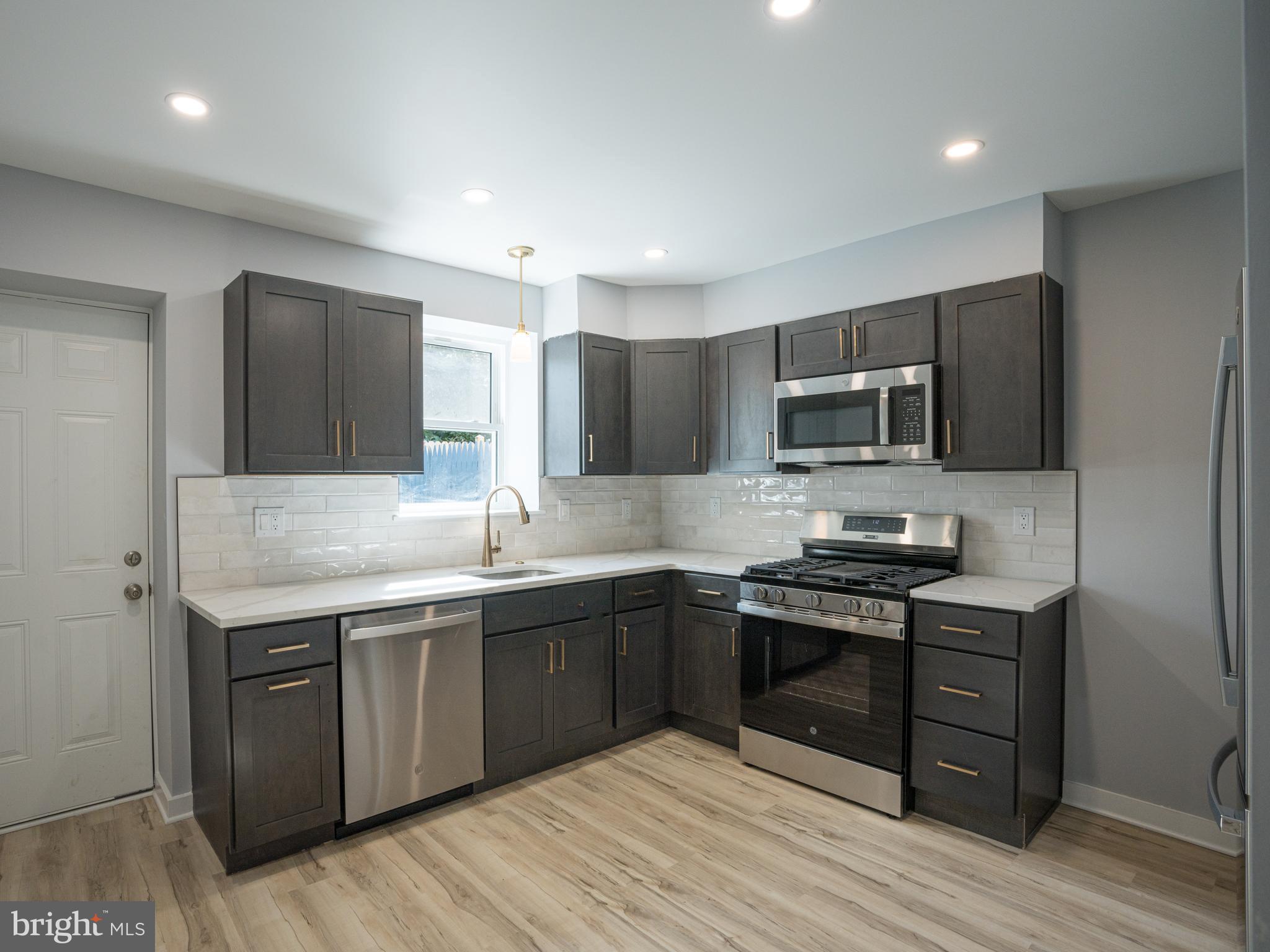 FISHTOWN - Residential Lease