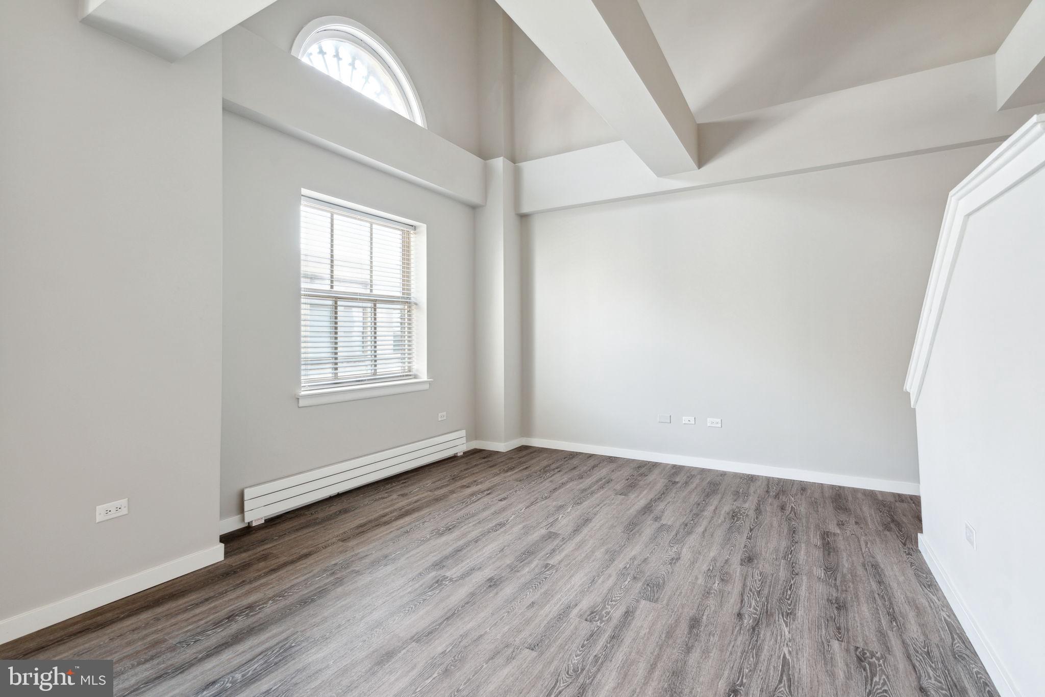 WASHINGTON SQ - Residential Lease