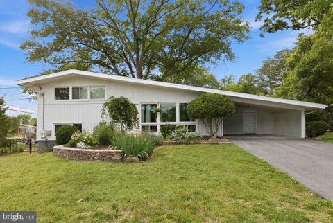 Photo of 4000 Javins Drive, ALEXANDRIA, VA 22310 (MLS # VAFX2317018)