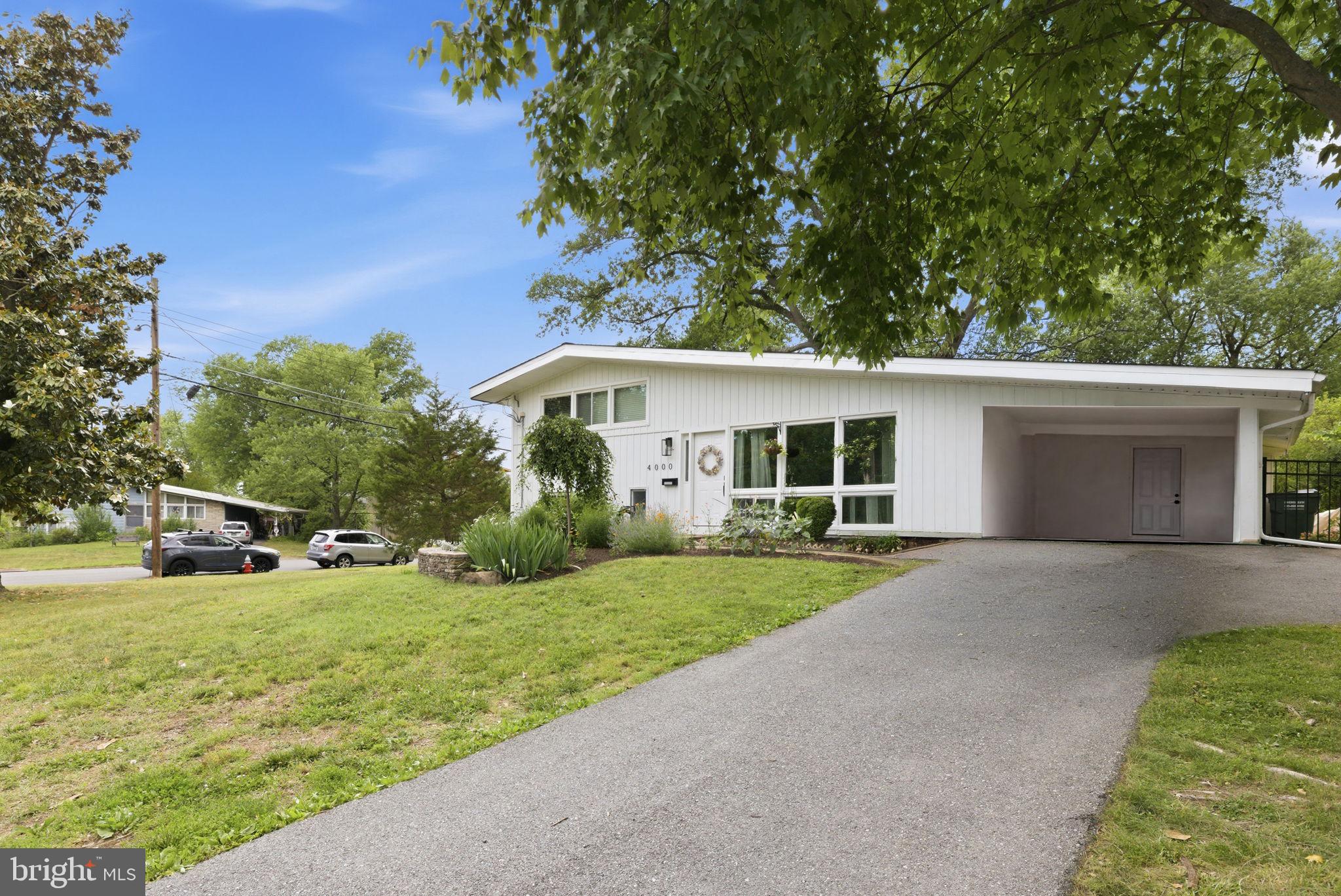 4000 JAVINS DRIVE