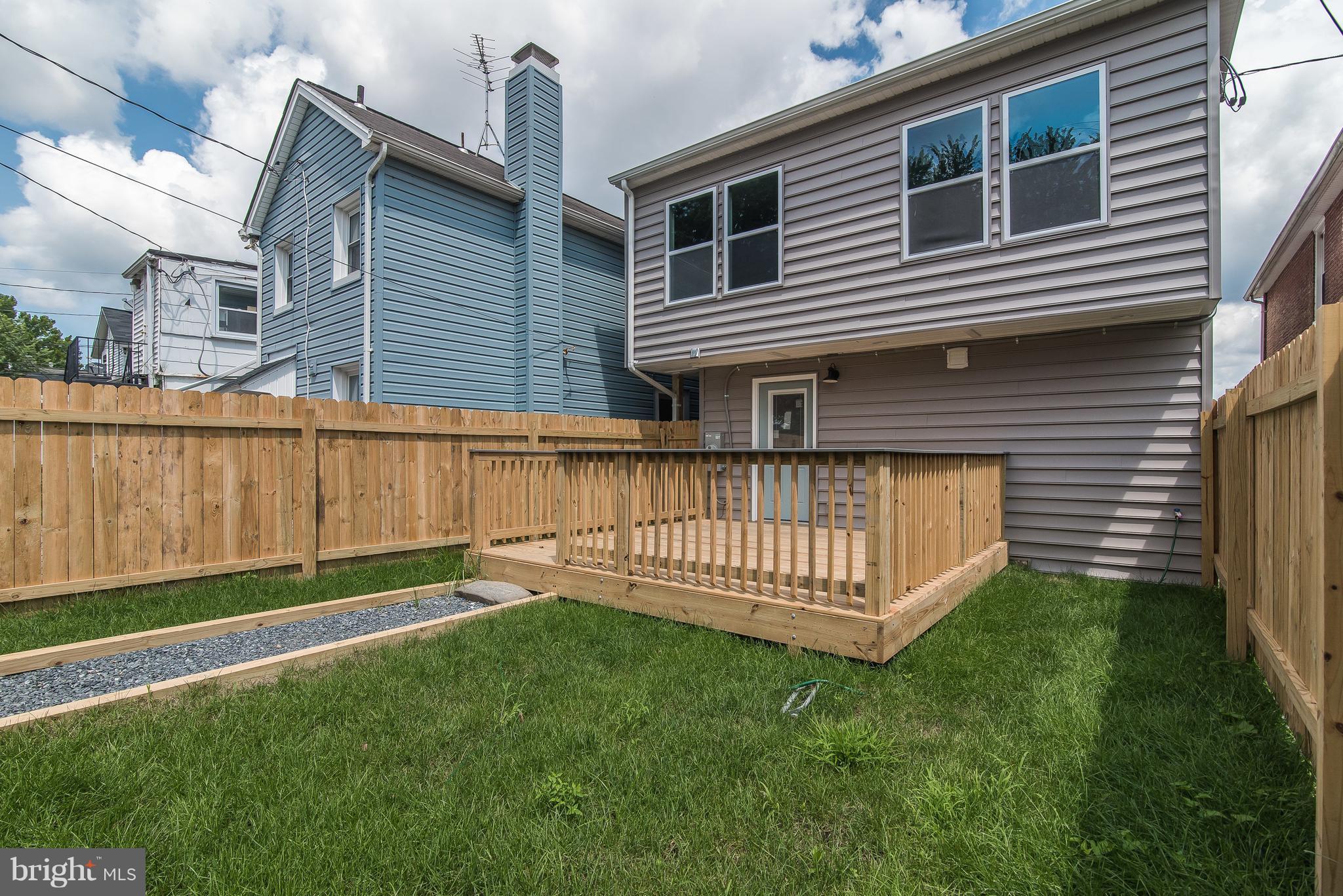 HAMPDEN HISTORIC DISTRICT - Residential