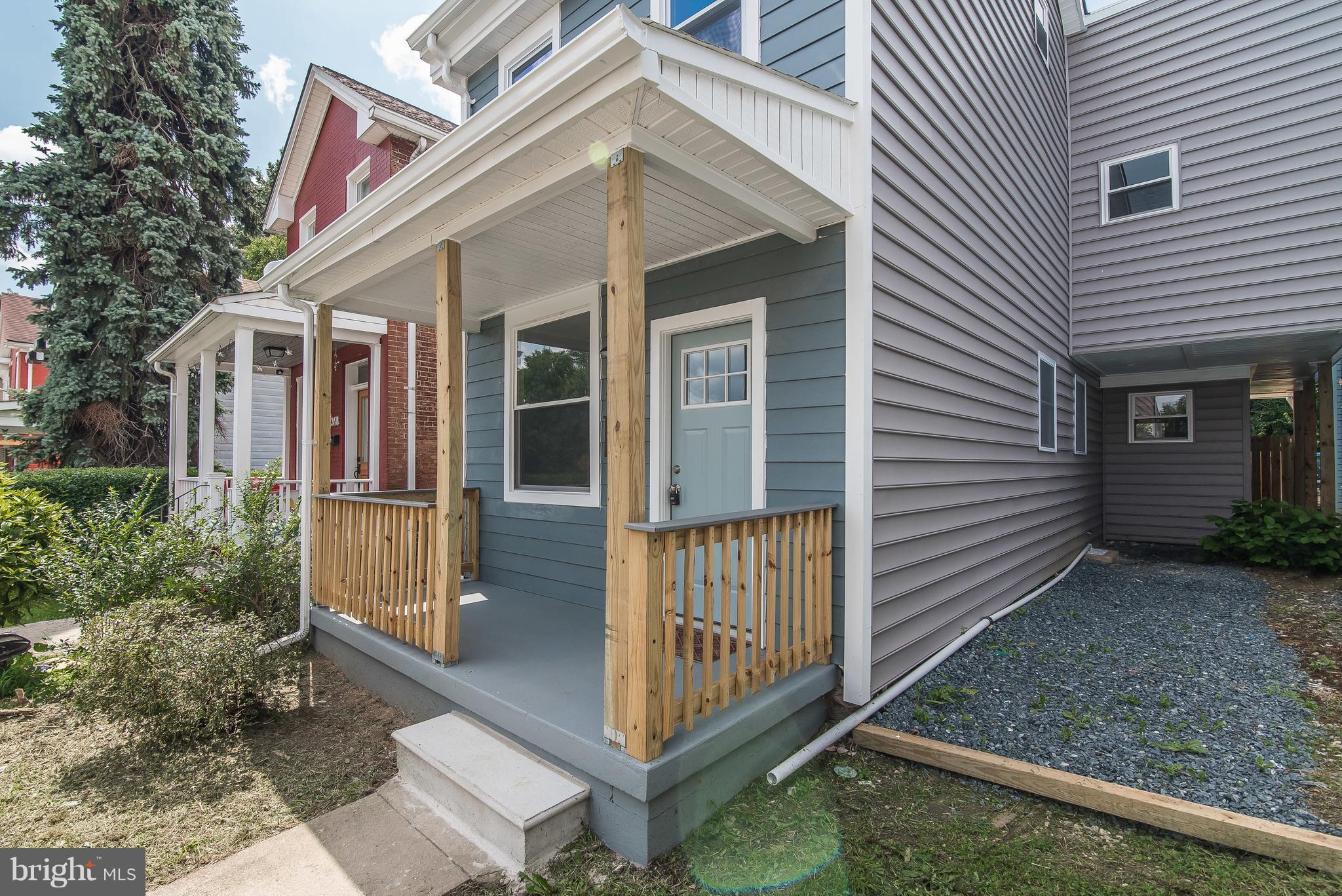 HAMPDEN HISTORIC DISTRICT - Residential