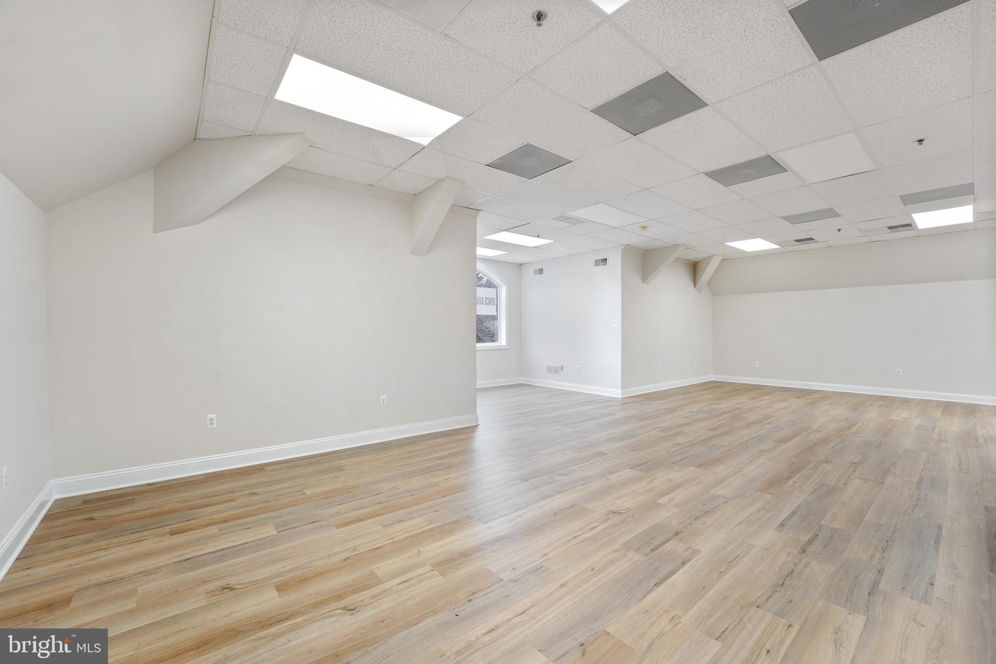 328 KENNETT PIKE 201 - 2ND FLOOR