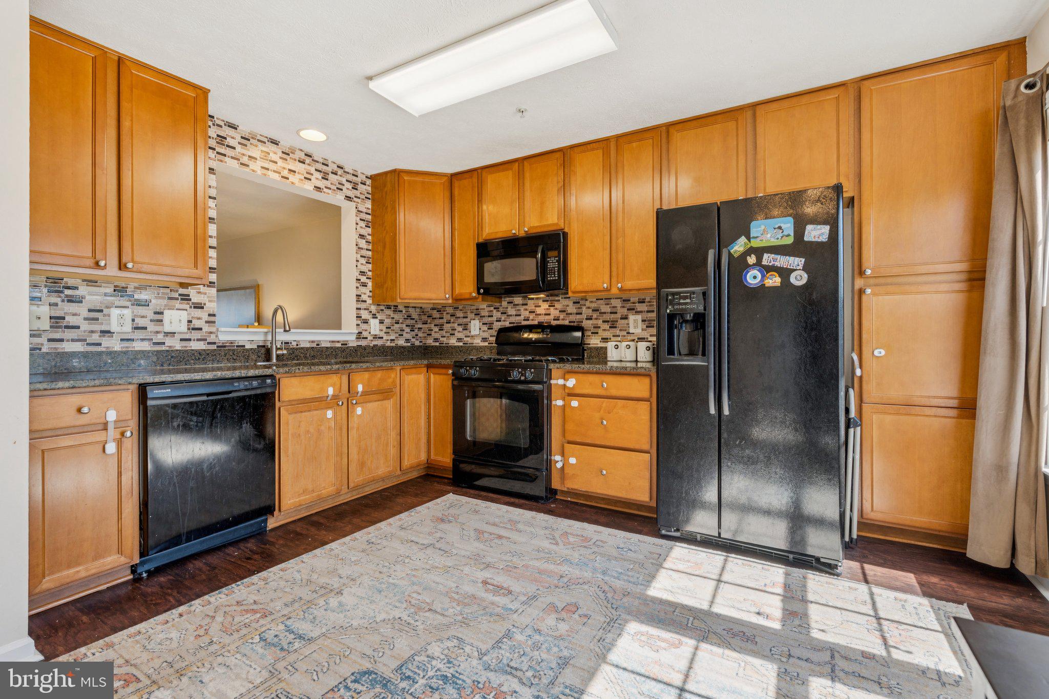 MIRAMAR LANDING - Residential