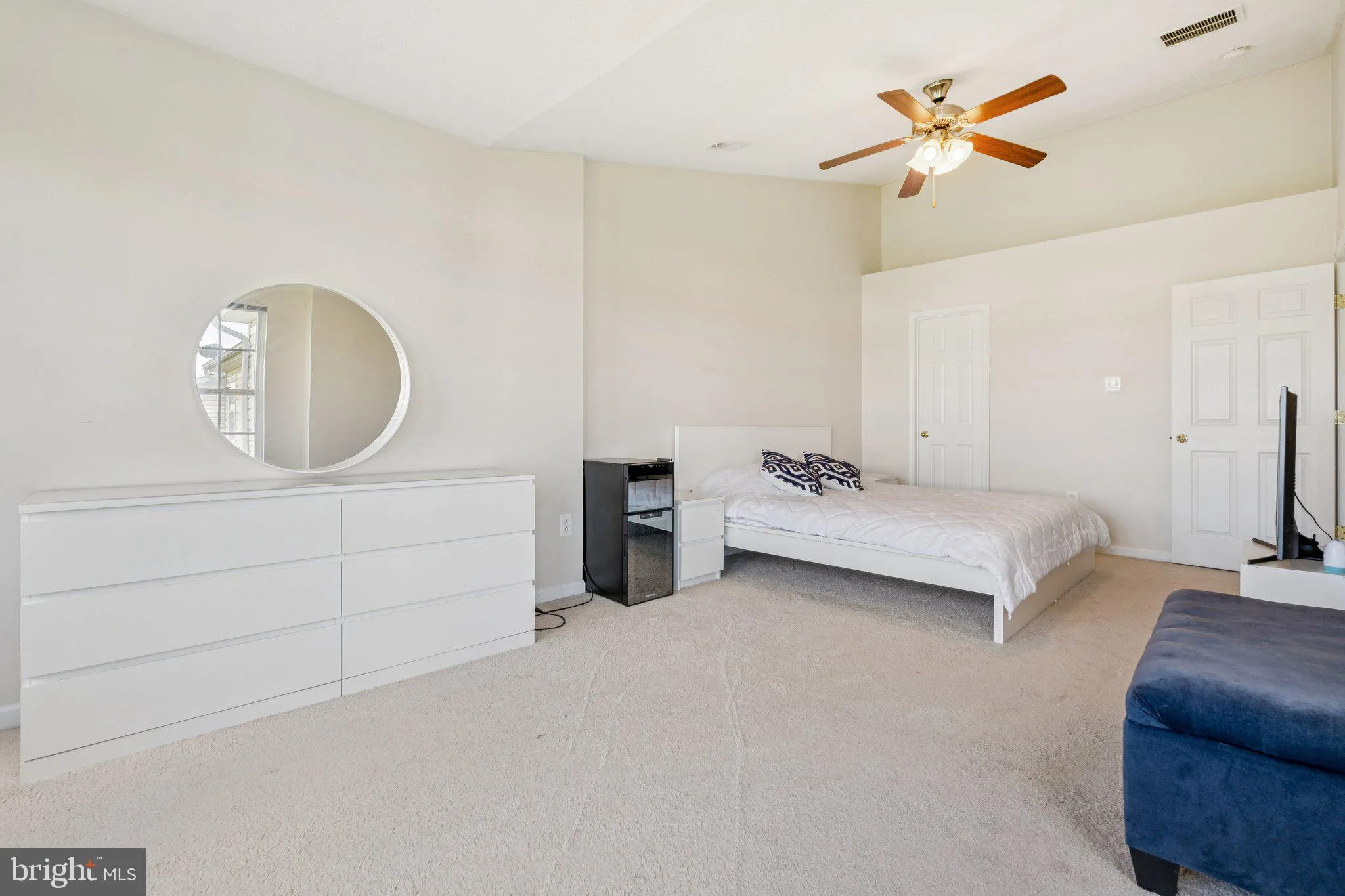 Middle River, Maryland 21220, United States, 3 Bedrooms Bedrooms, ,3 BathroomsBathrooms,Residential,Active,201050