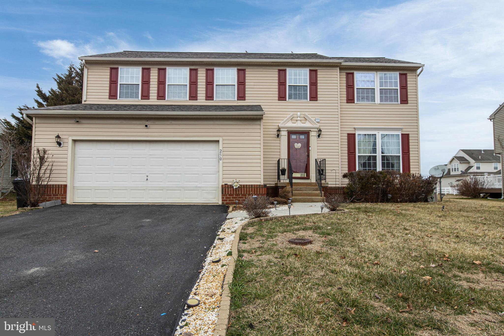 250 E BRAEBURN DRIVE