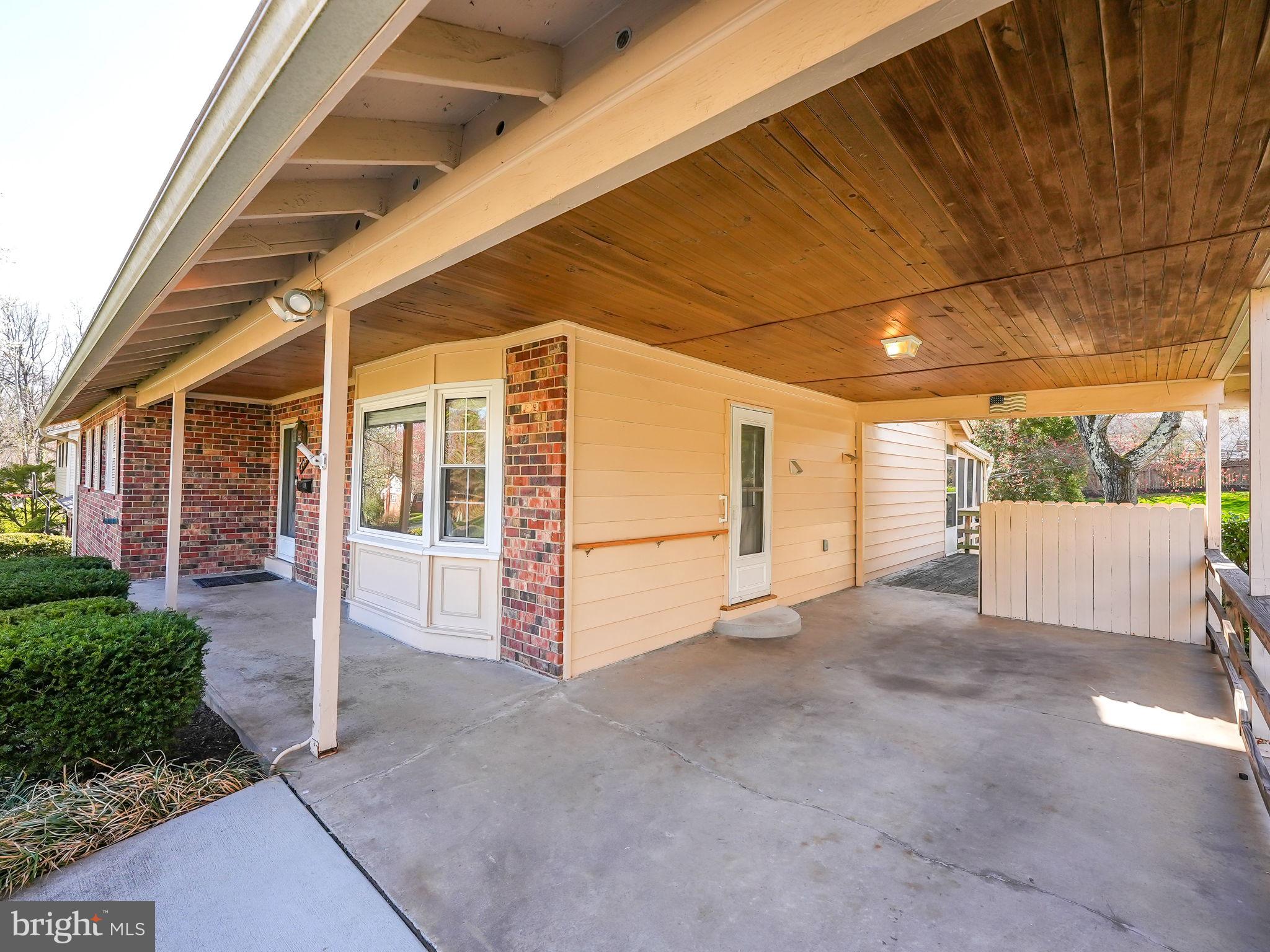 3803 WINTERSET DRIVE