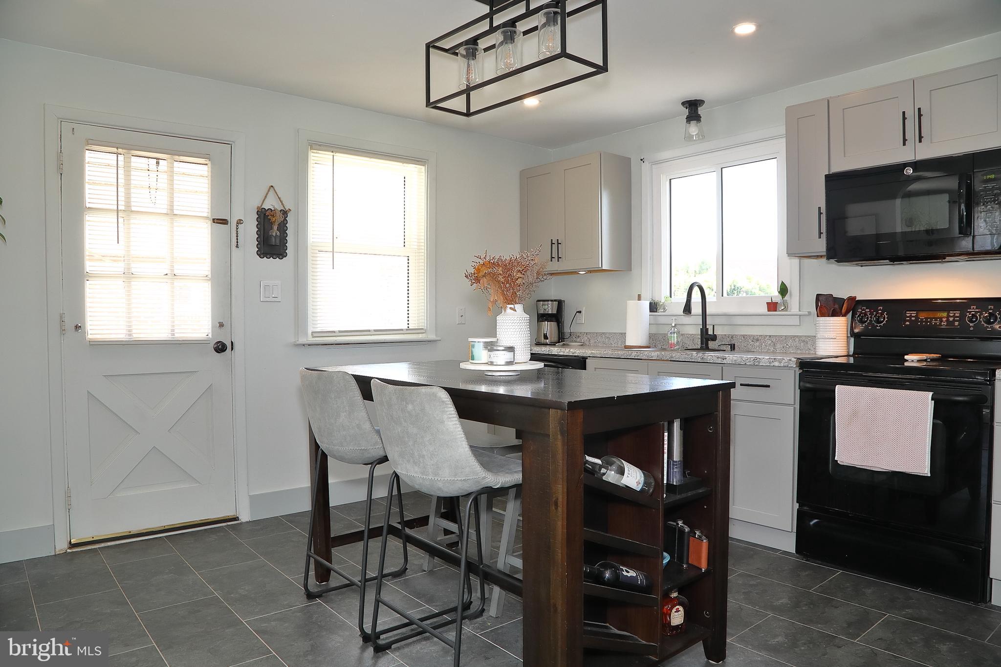 EPHRATA - Residential