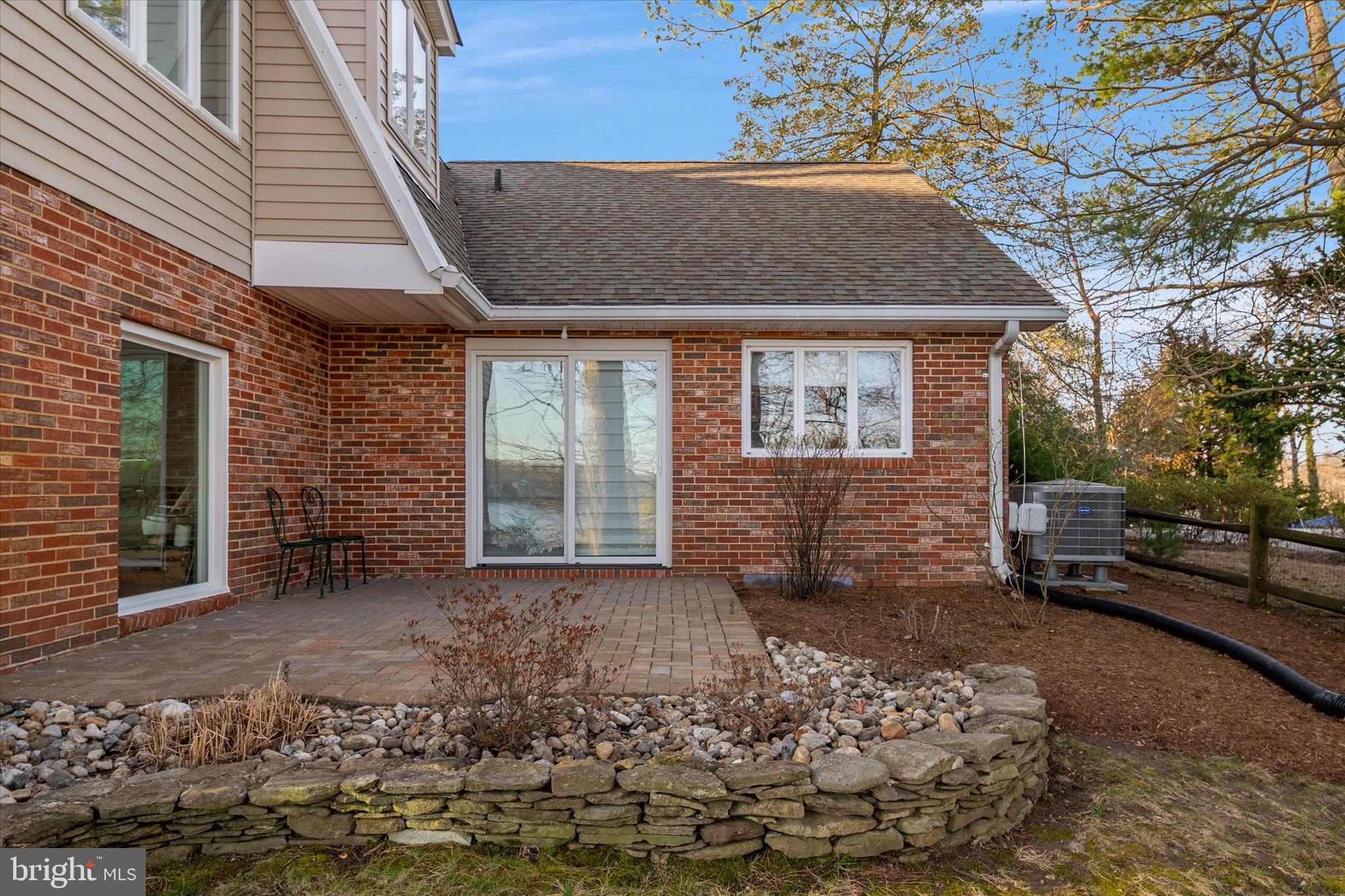 EDGEWATER BEACH - Residential