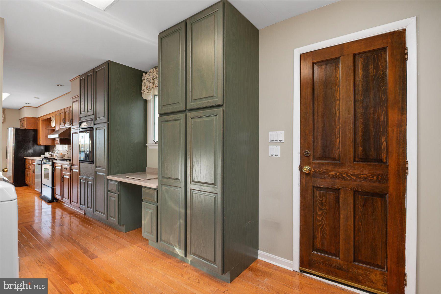 EDGEWATER BEACH - Residential