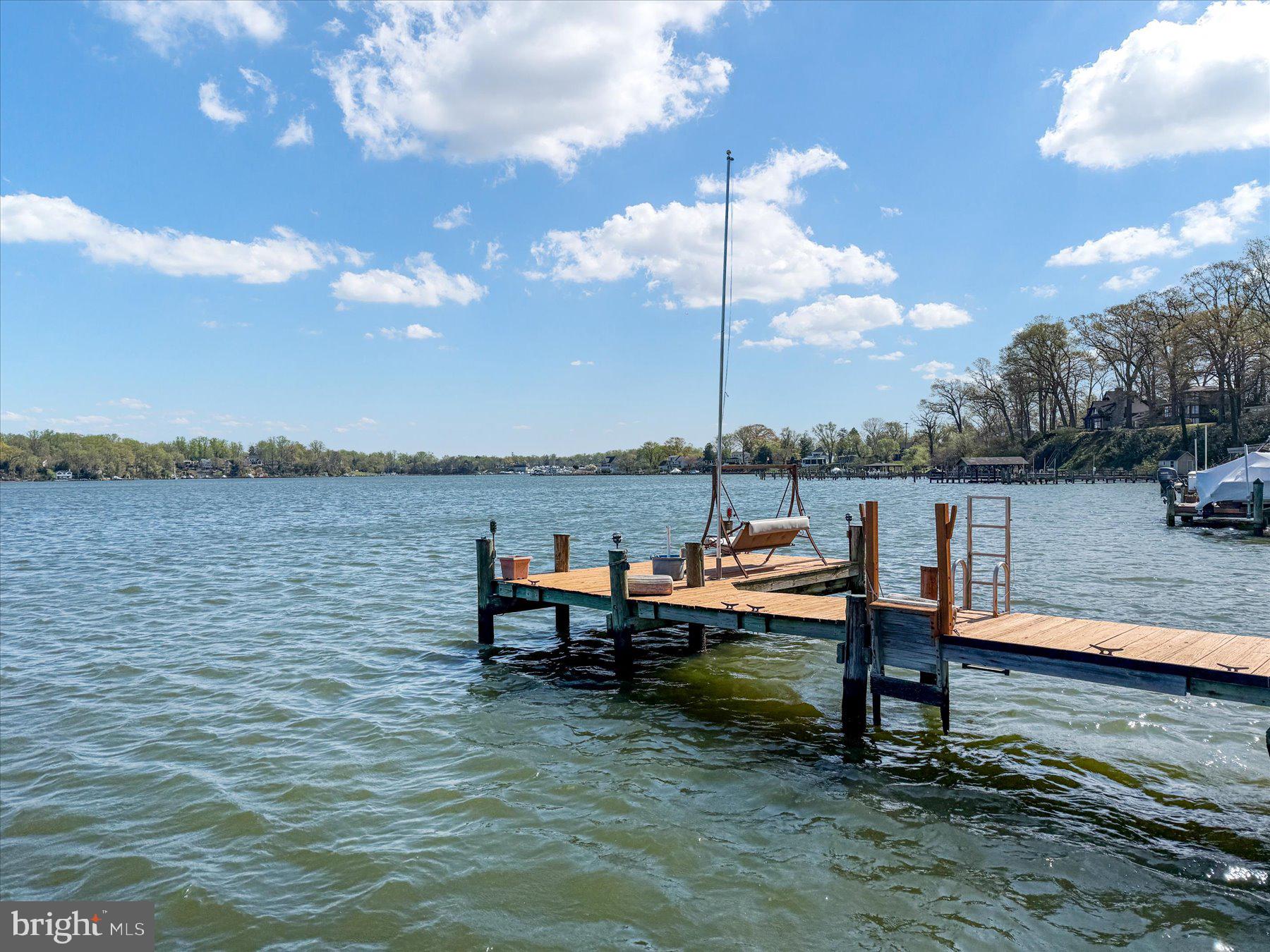 EDGEWATER BEACH - Residential
