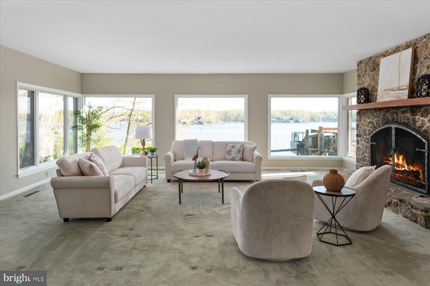 EDGEWATER BEACH - Residential