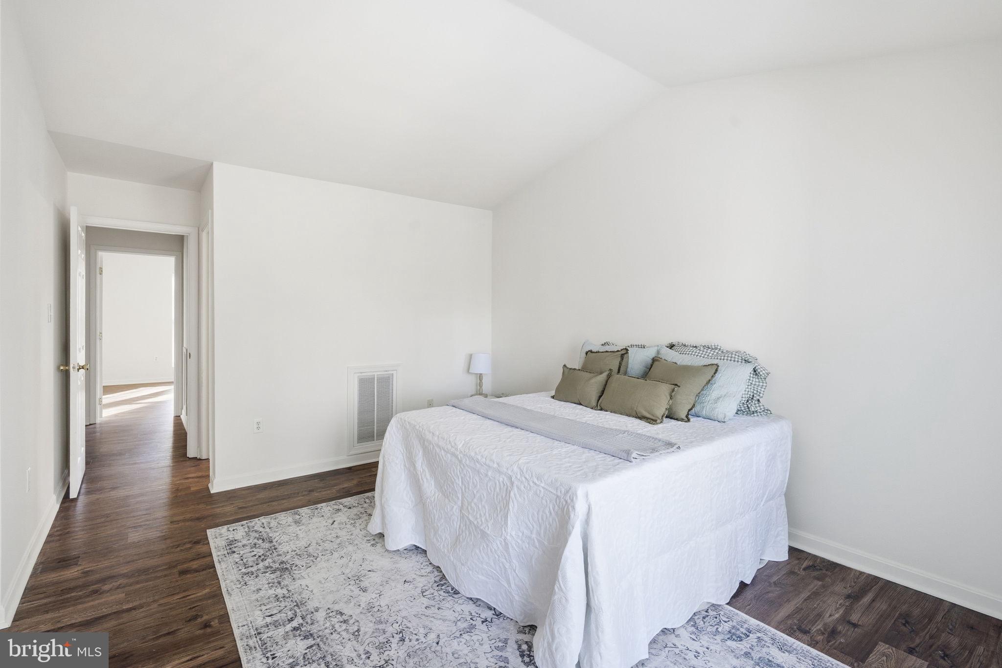 WATERMANS ESTATES - Residential