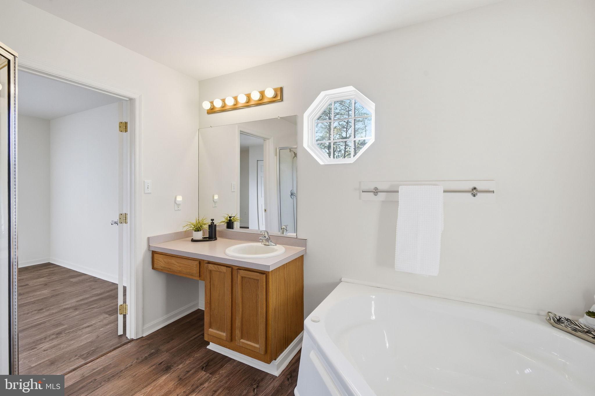 WATERMANS ESTATES - Residential