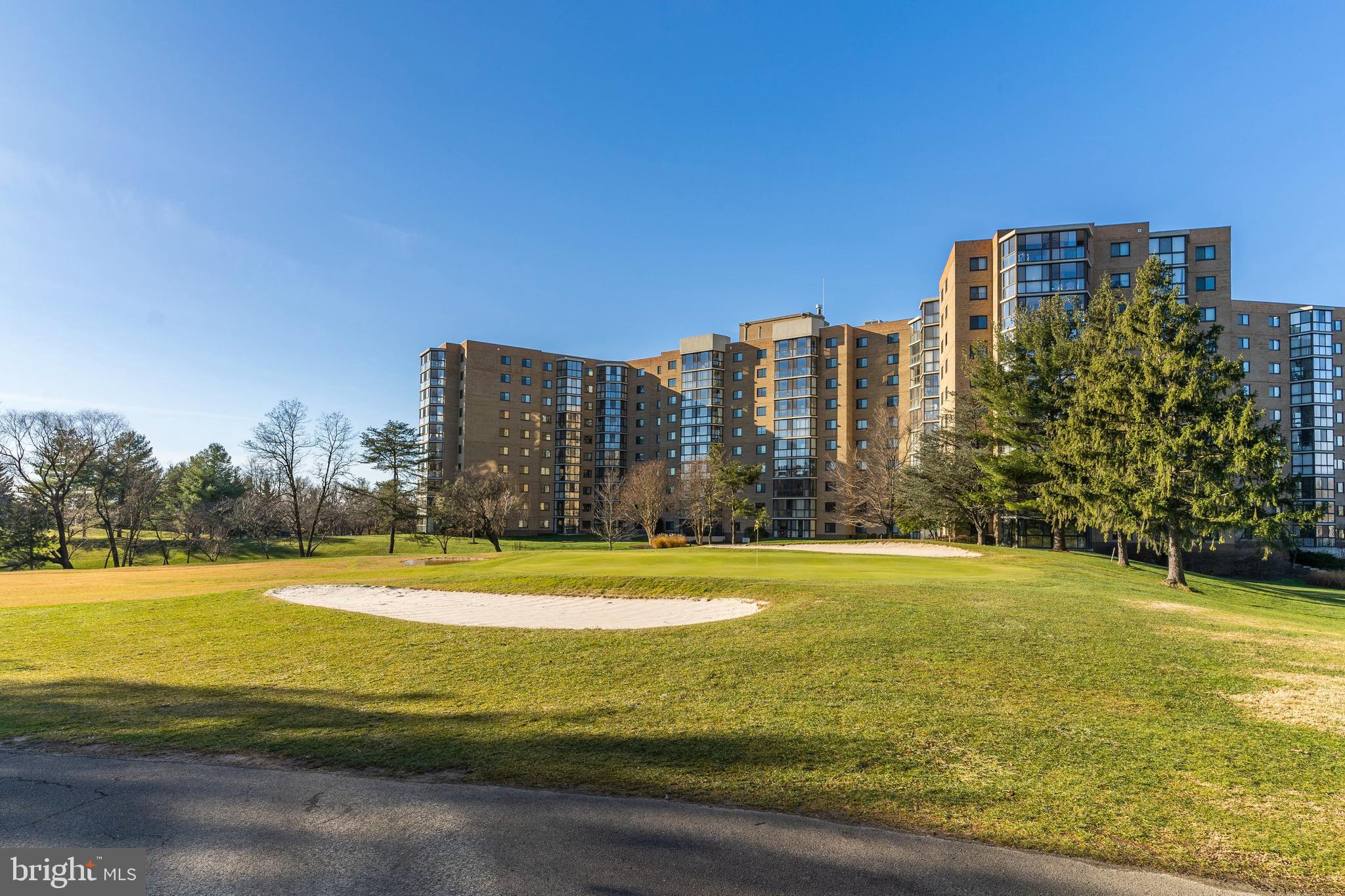 LEISURE WORLD - Residential