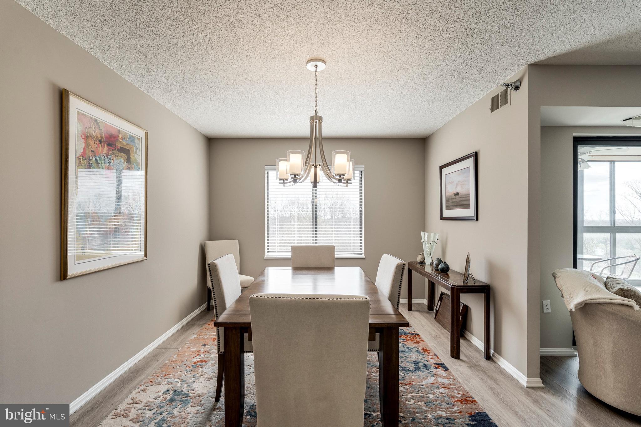 LEISURE WORLD - Residential