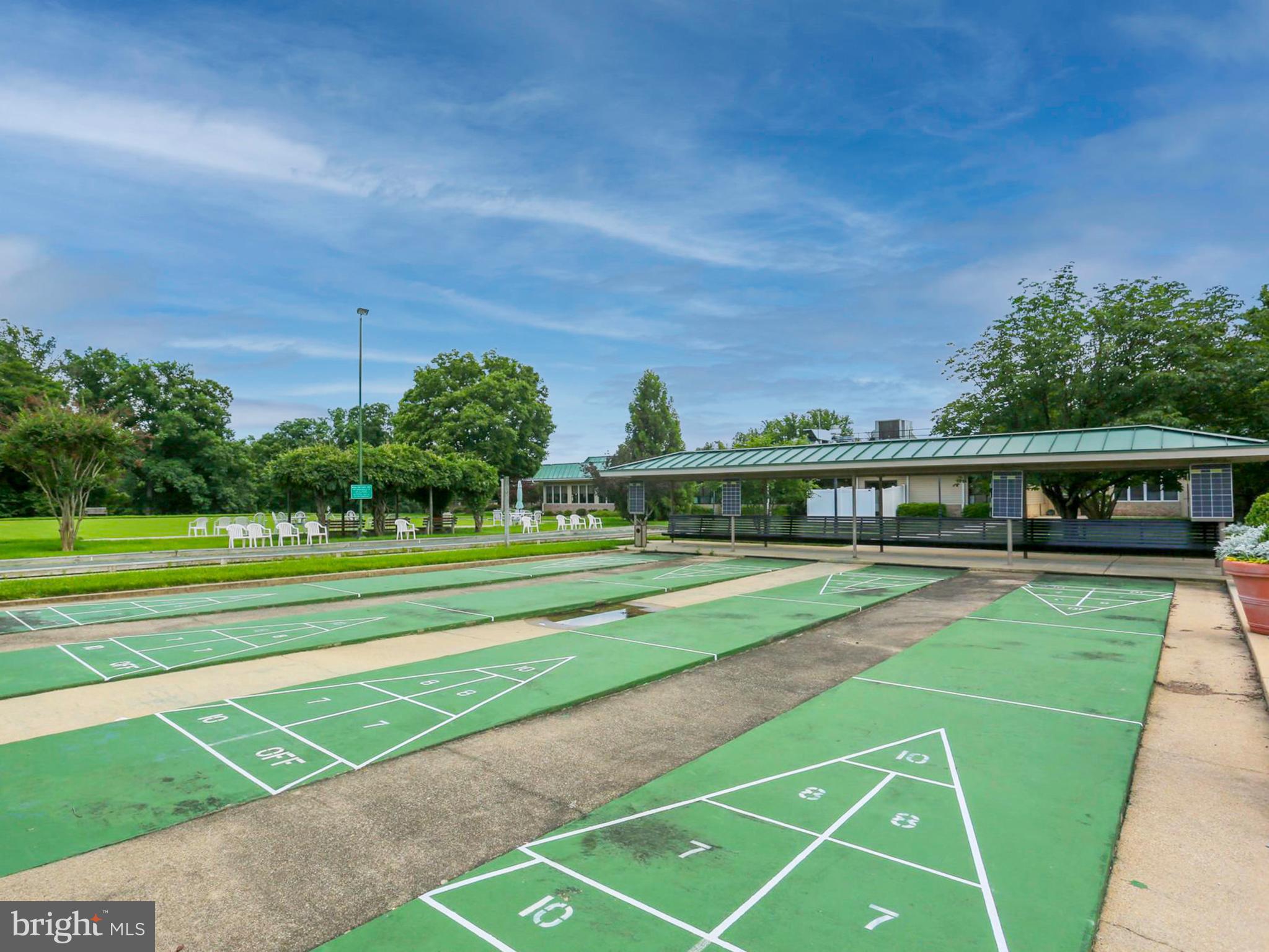 LEISURE WORLD - Residential