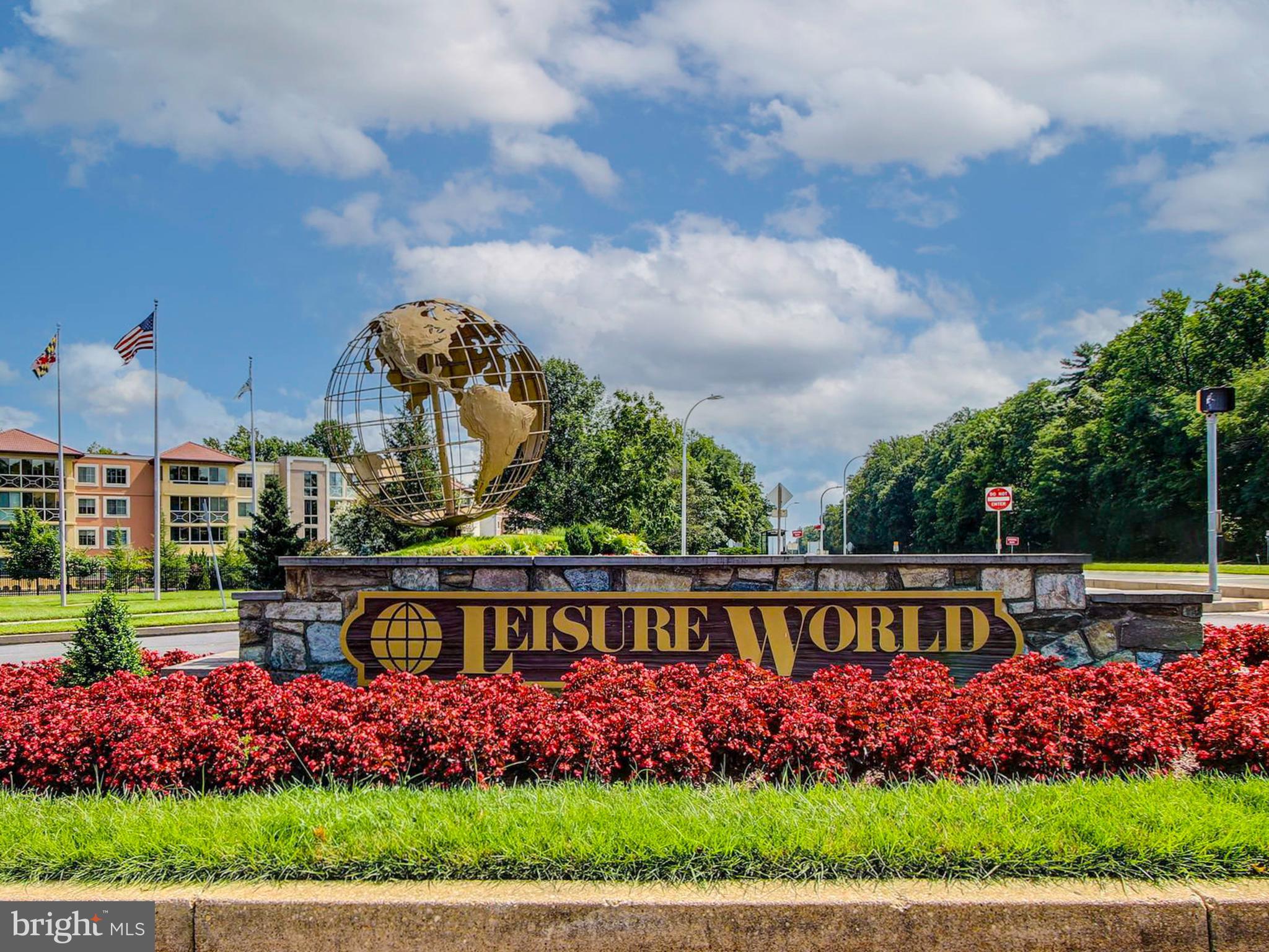 LEISURE WORLD - Residential