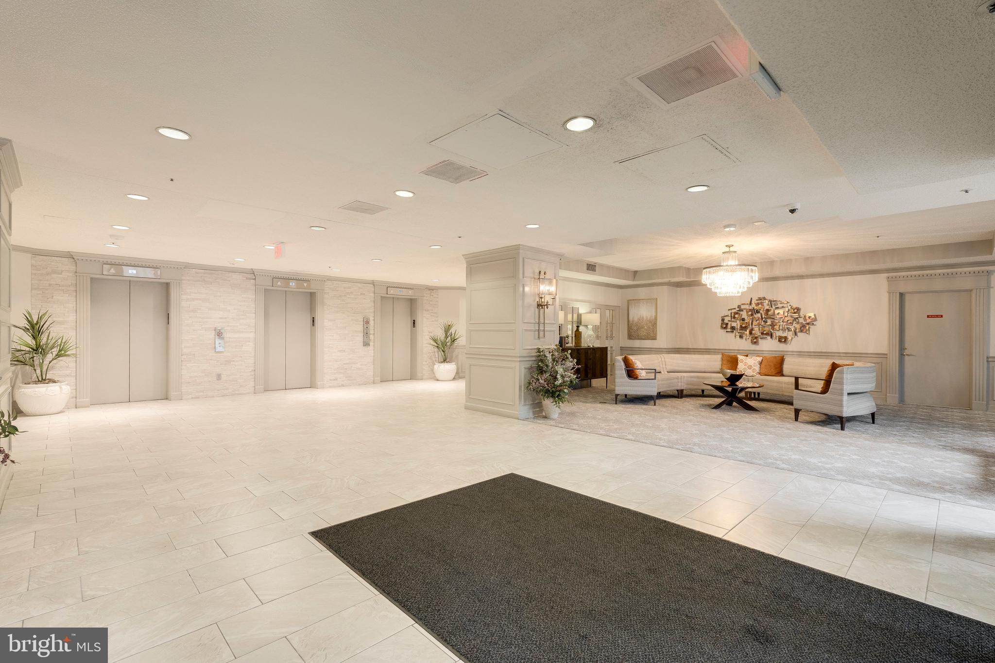 LEISURE WORLD - Residential