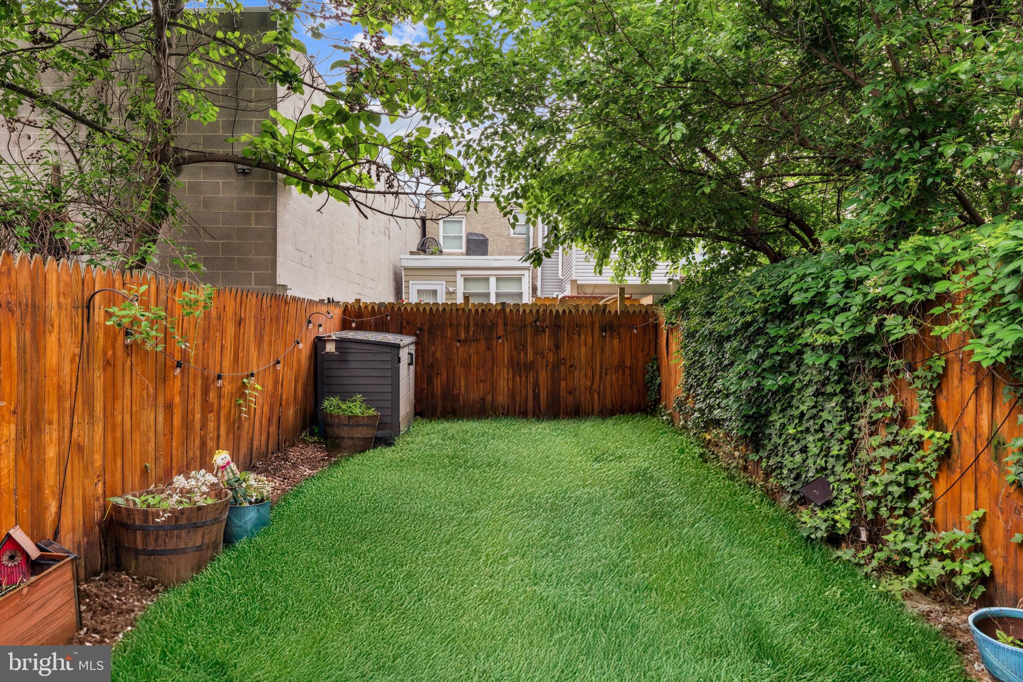 PHILADELPHIA - Residential