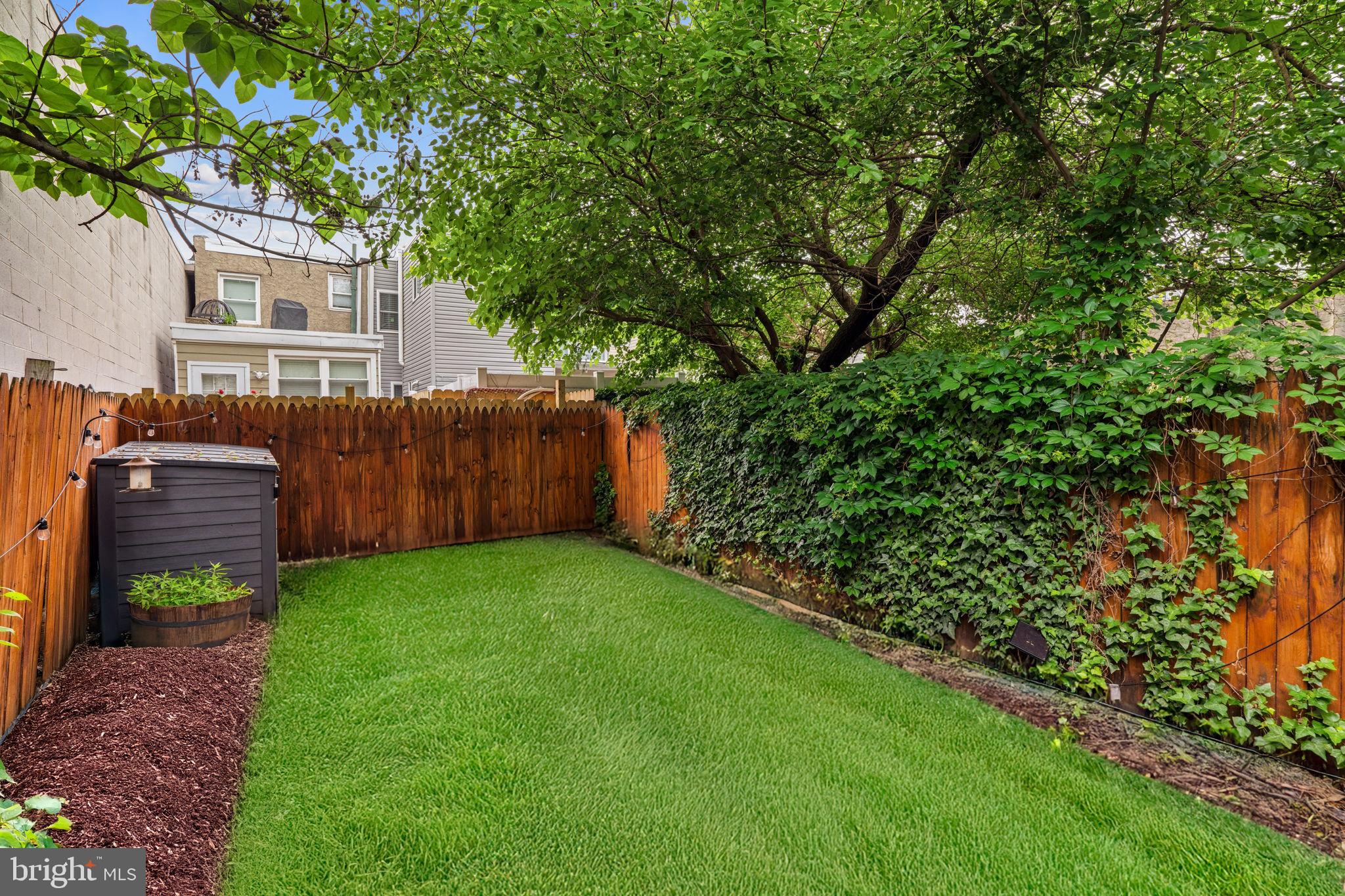 PHILADELPHIA - Residential