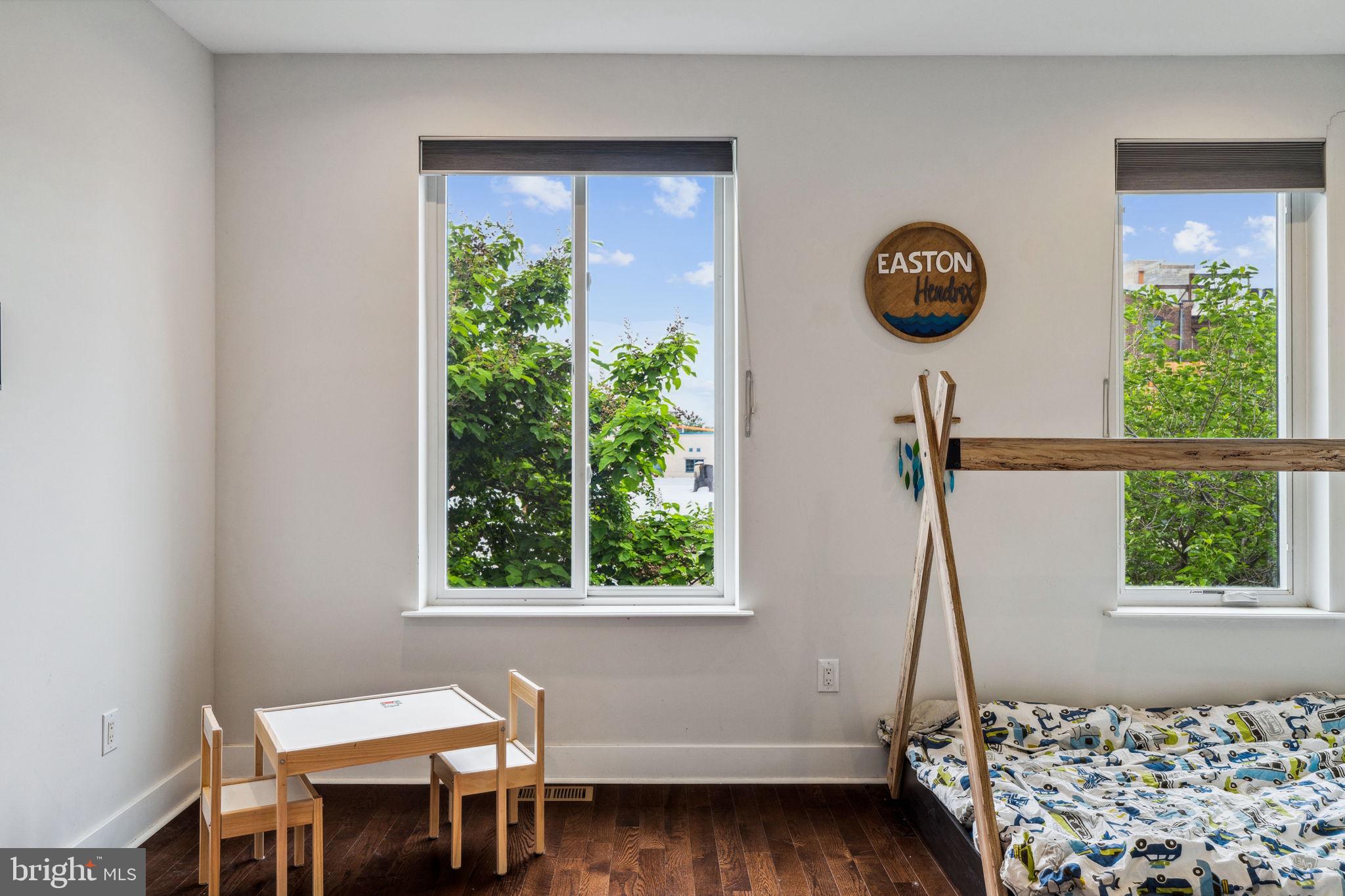 PHILADELPHIA - Residential