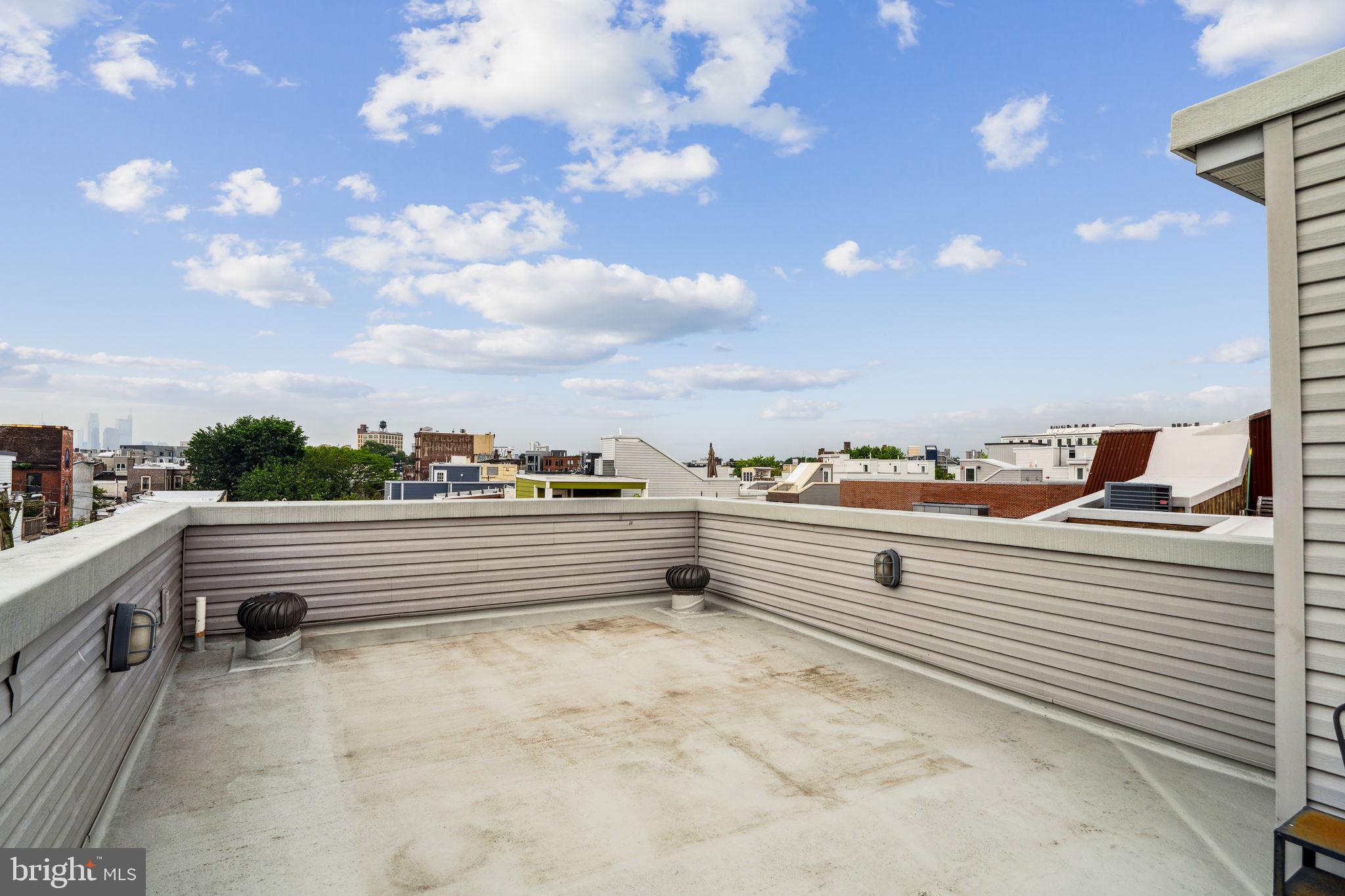 PHILADELPHIA - Residential