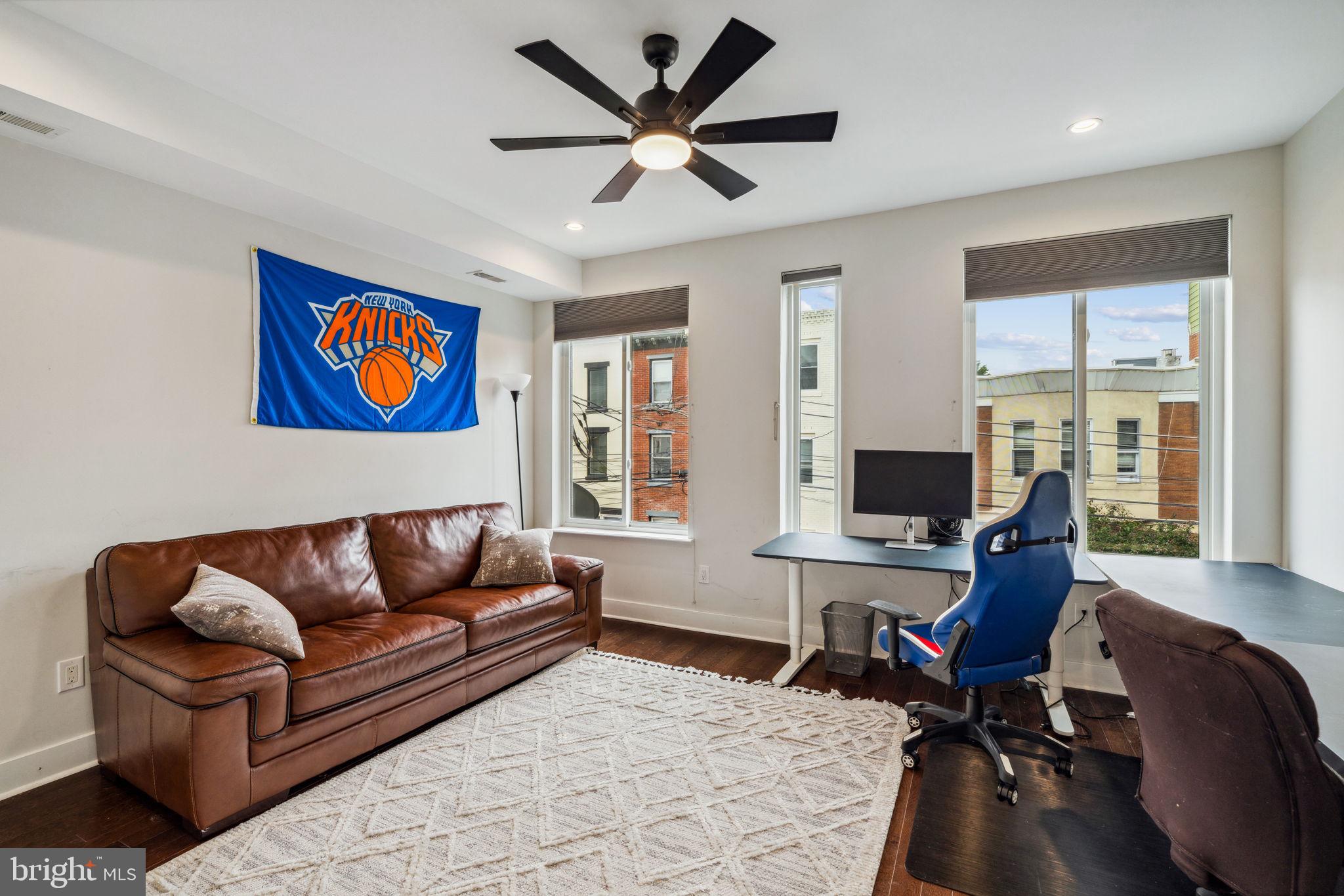PHILADELPHIA - Residential