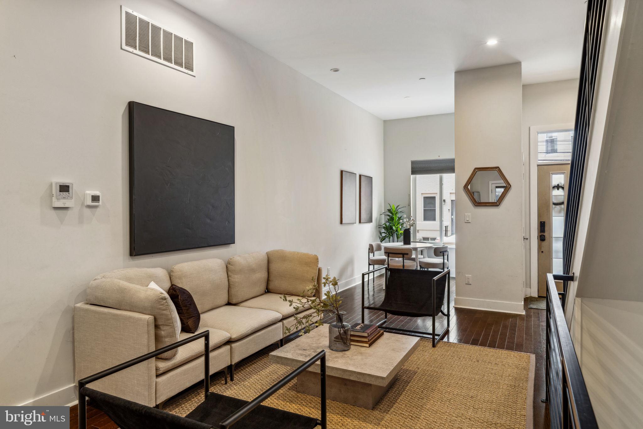 PHILADELPHIA - Residential