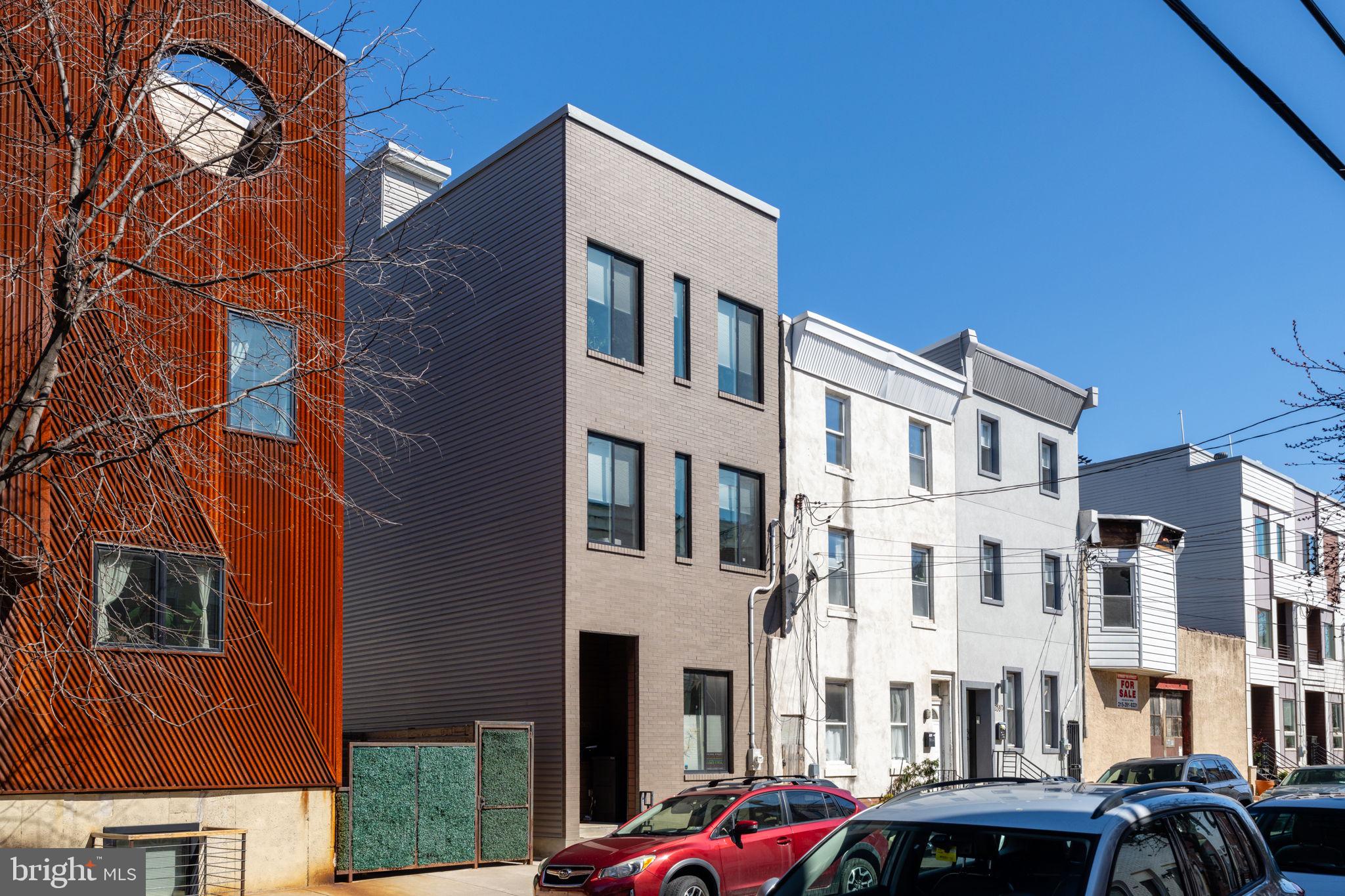 PHILADELPHIA - Residential