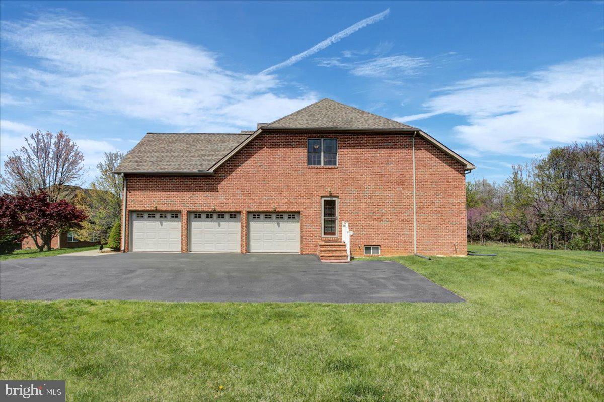 BLACK ROCK ESTATES - Residential