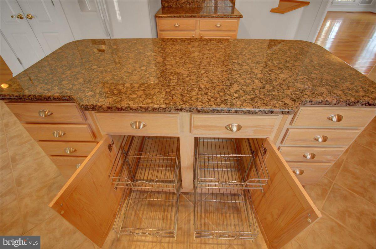 BLACK ROCK ESTATES - Residential