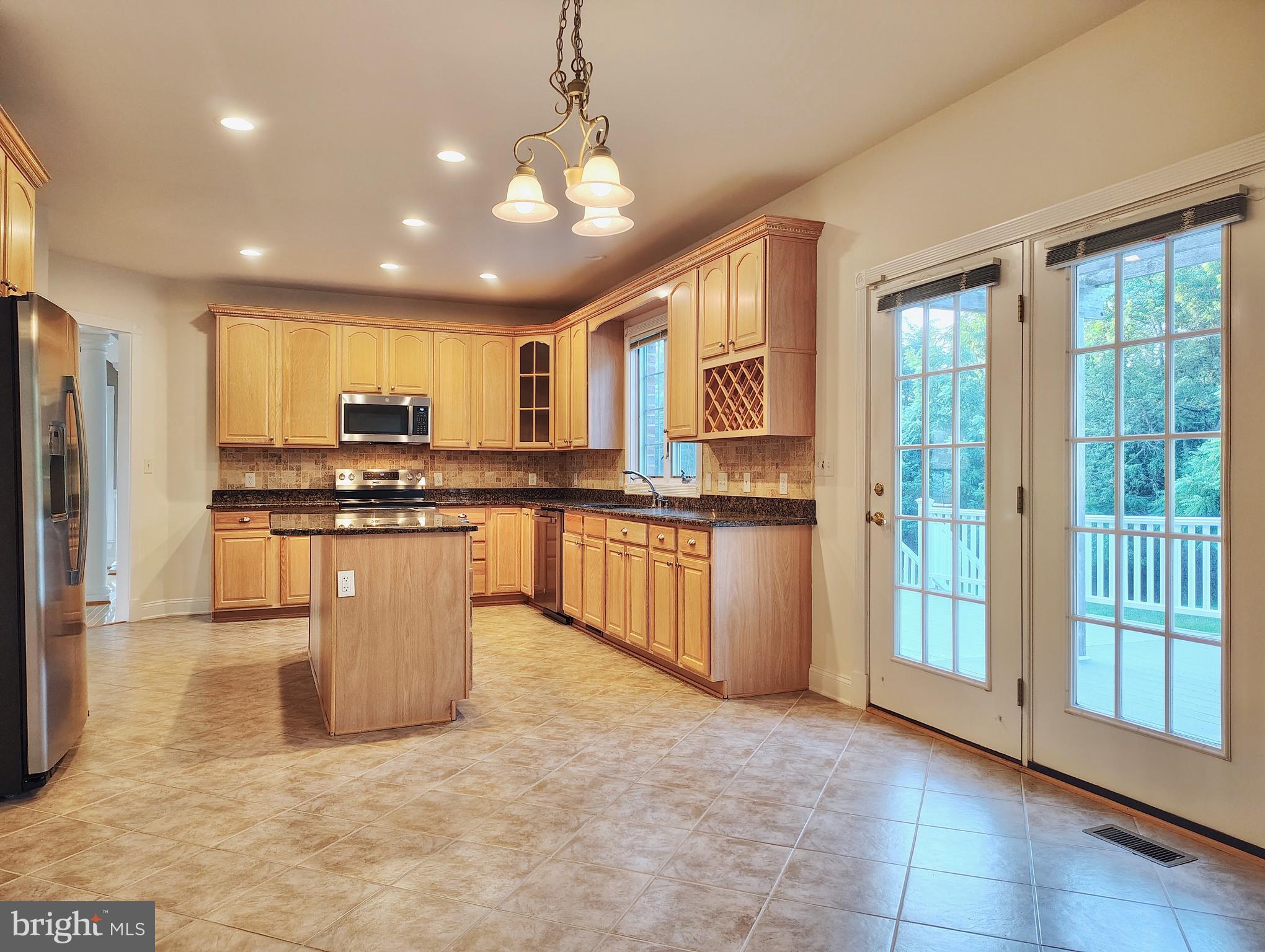 BLACK ROCK ESTATES - Residential