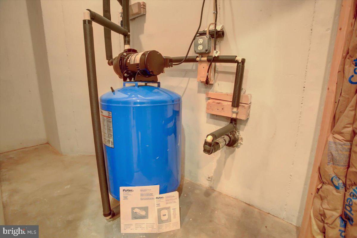 BLACK ROCK ESTATES - Residential