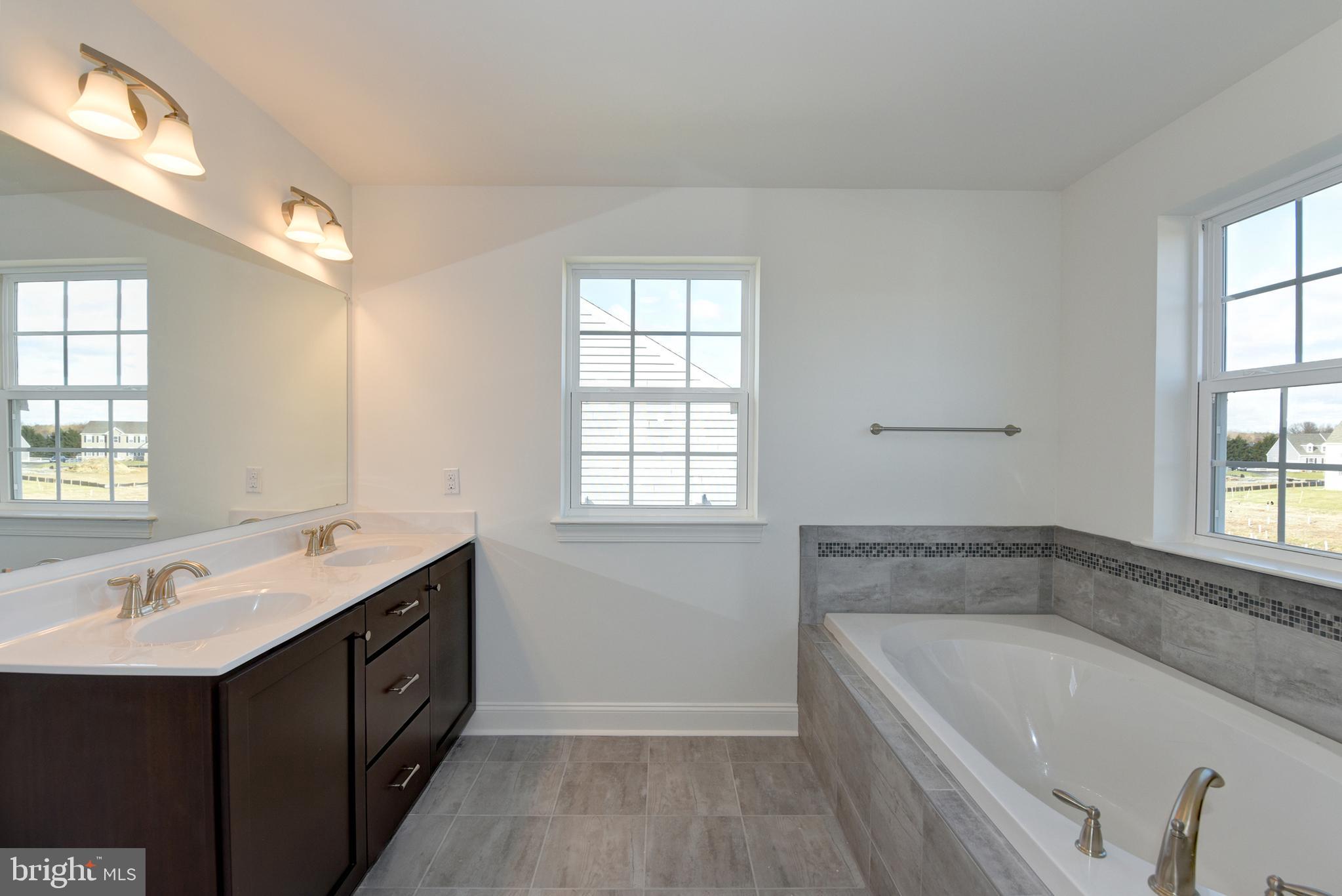 ROTHWELL ESTATES - Residential