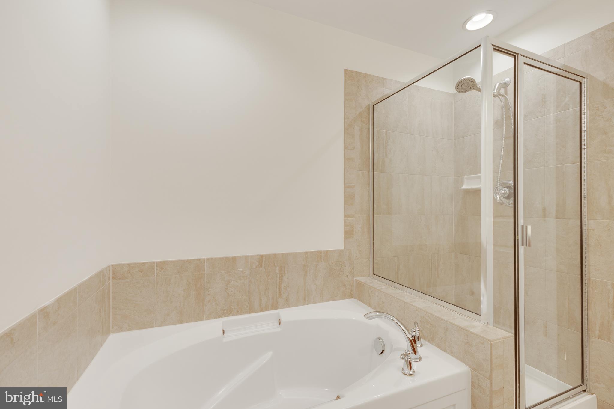 MARKET CENTER CONDOMINIUM - Residential